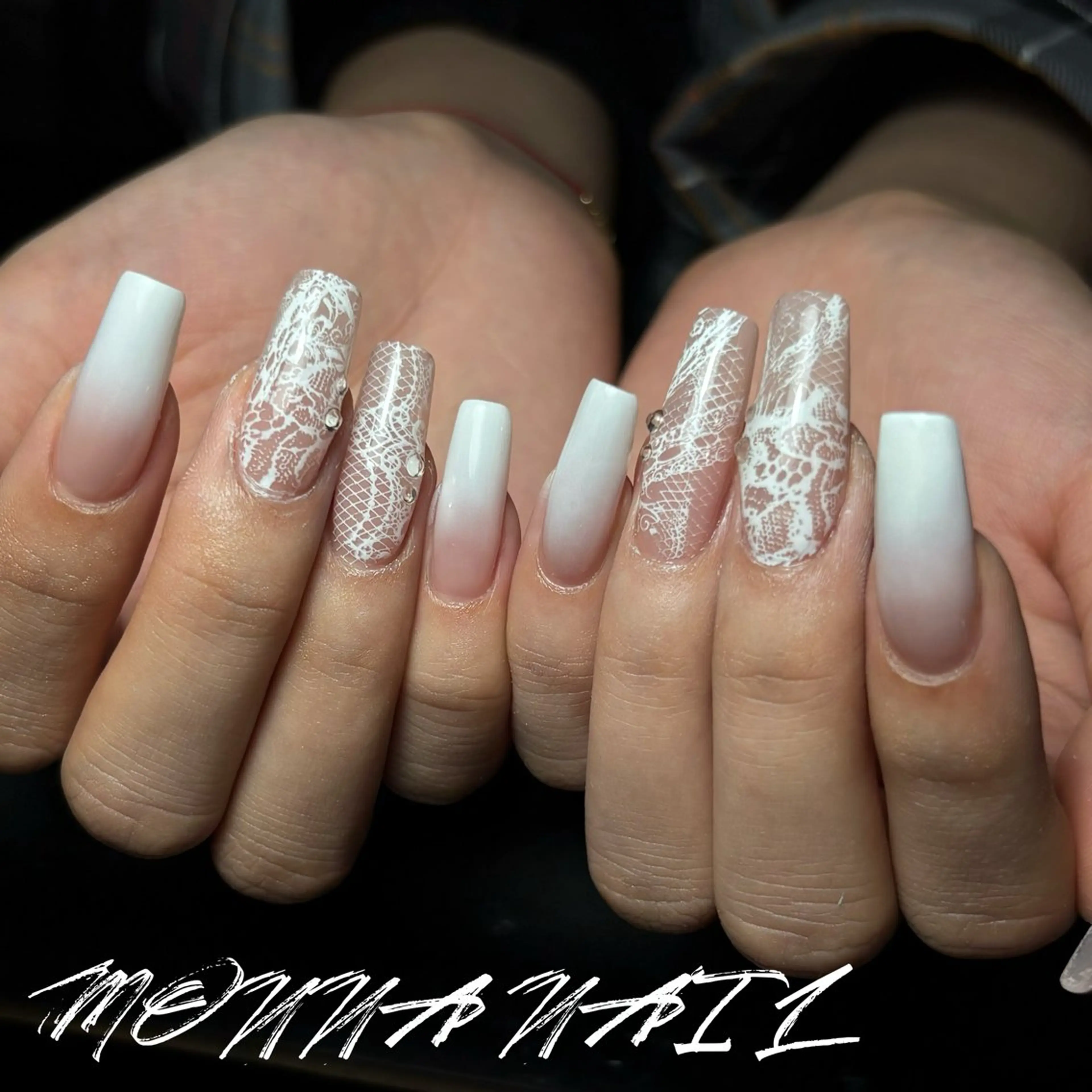 ネイル アートネイル グラデーション レース シンプルネイル バレンタイン ハンドネイル モンナ CCのネイルデザイン