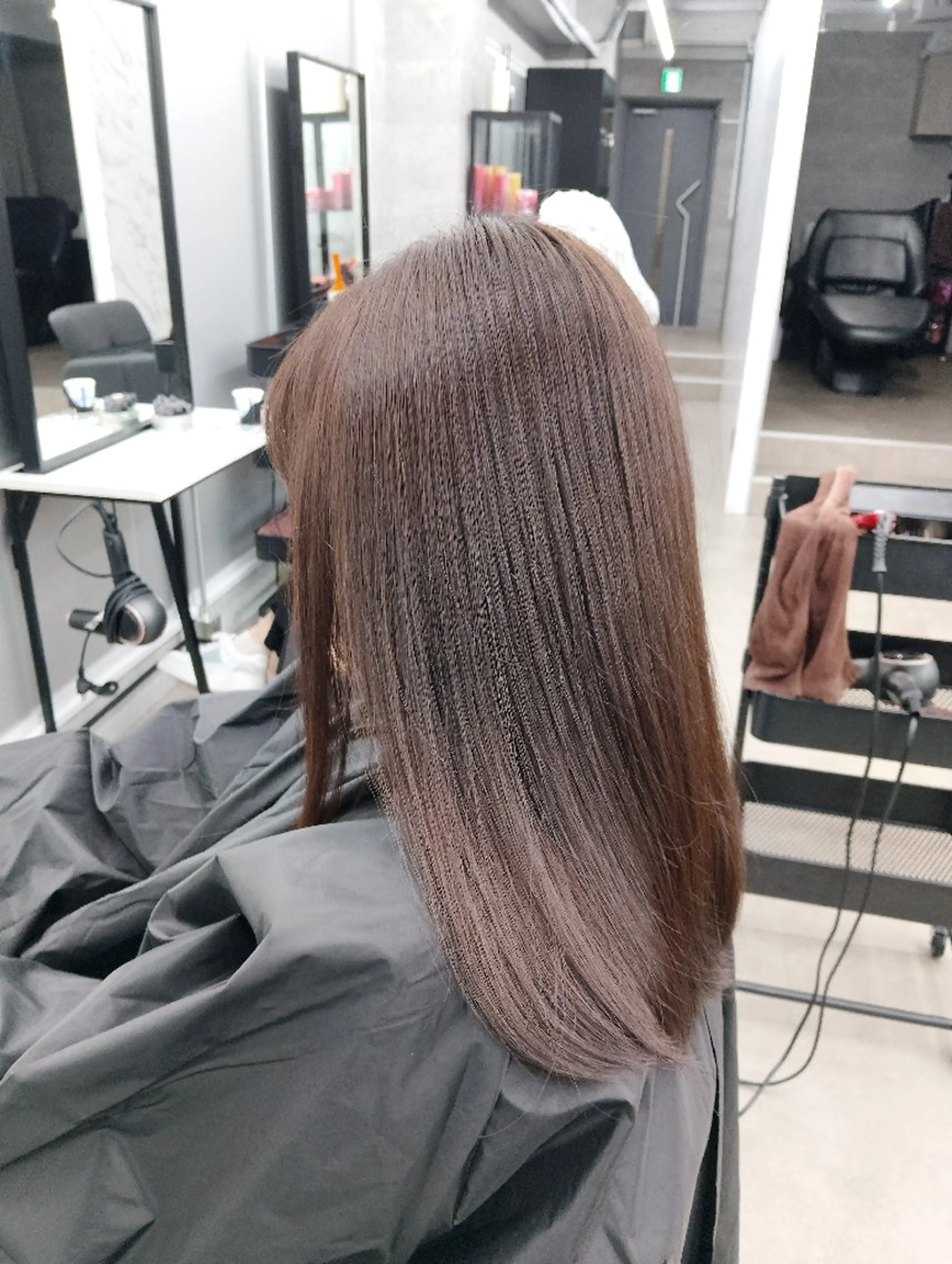 セミロング カラー 髪質改善 D/i所属・4店舗フリーランスⅠ Y/no〈夜のスパ〉のヘアスタイル