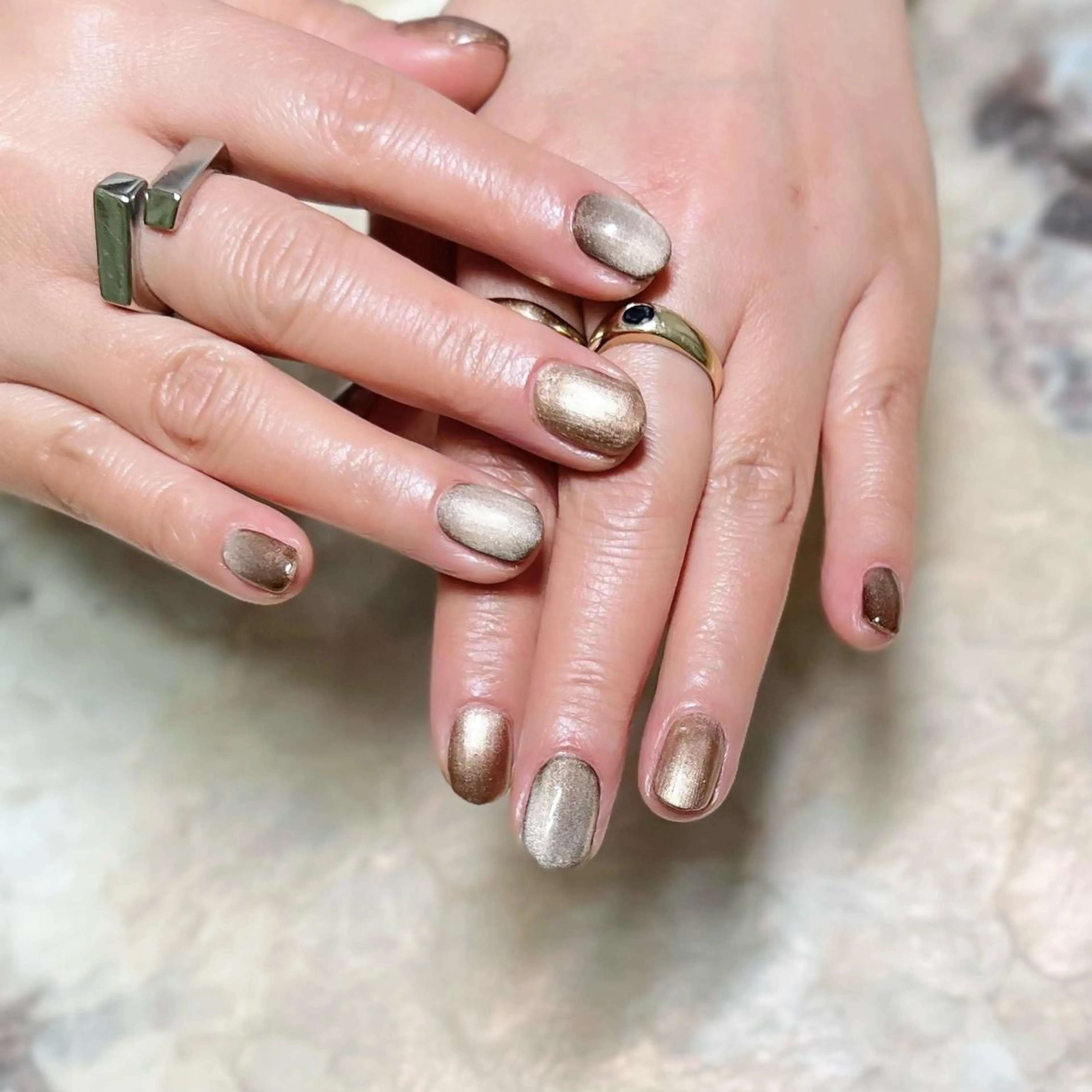 ネイル マグネットネイル ニュアンスネイル ショートネイル gemickle nailのネイルデザイン