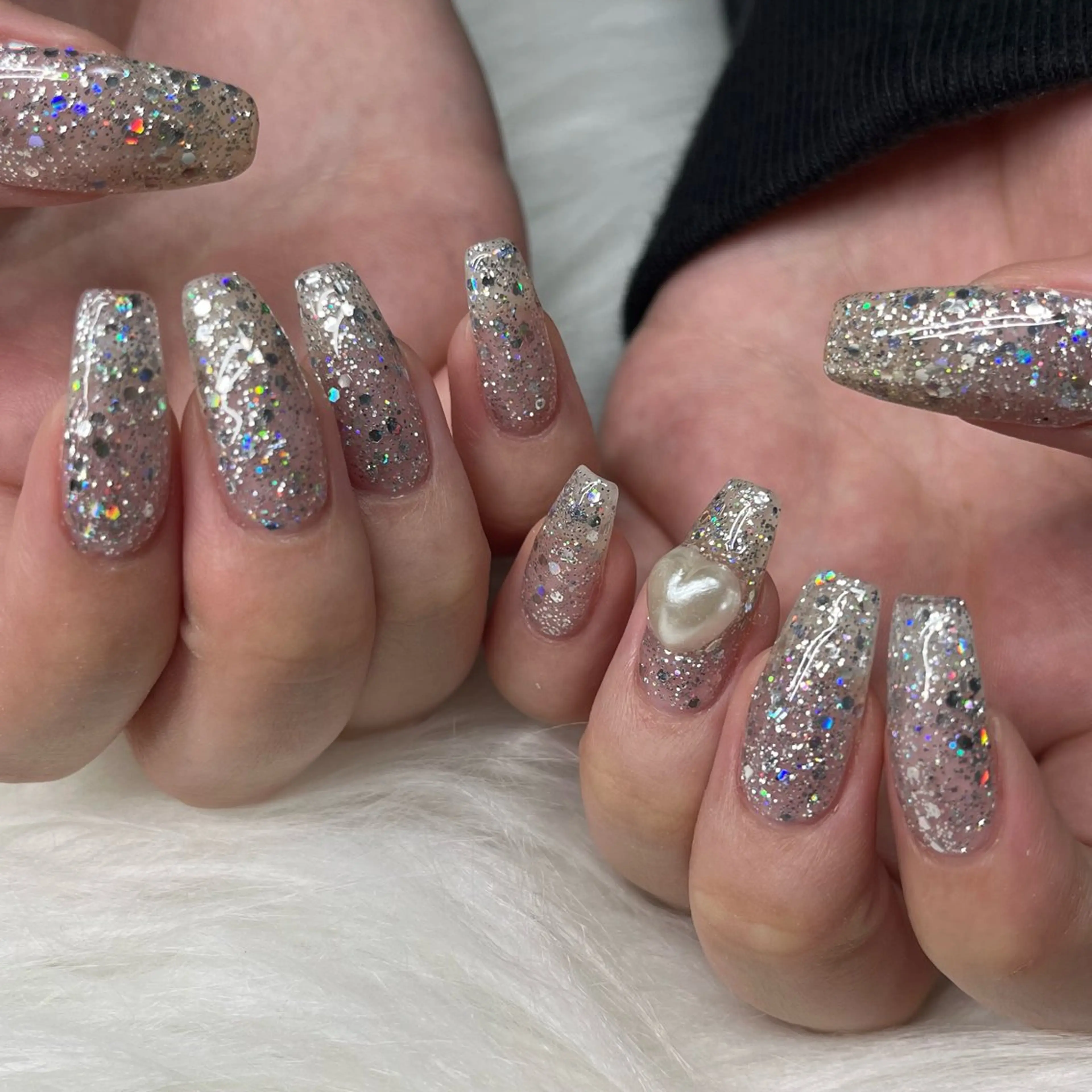 ネイル アートネイル キラキラネイル 韓国ネイル ラメ(グリッター) ロングネイル ハンドネイル 🐕‍🦺Yappy 💗A-tanのネイルデザイン