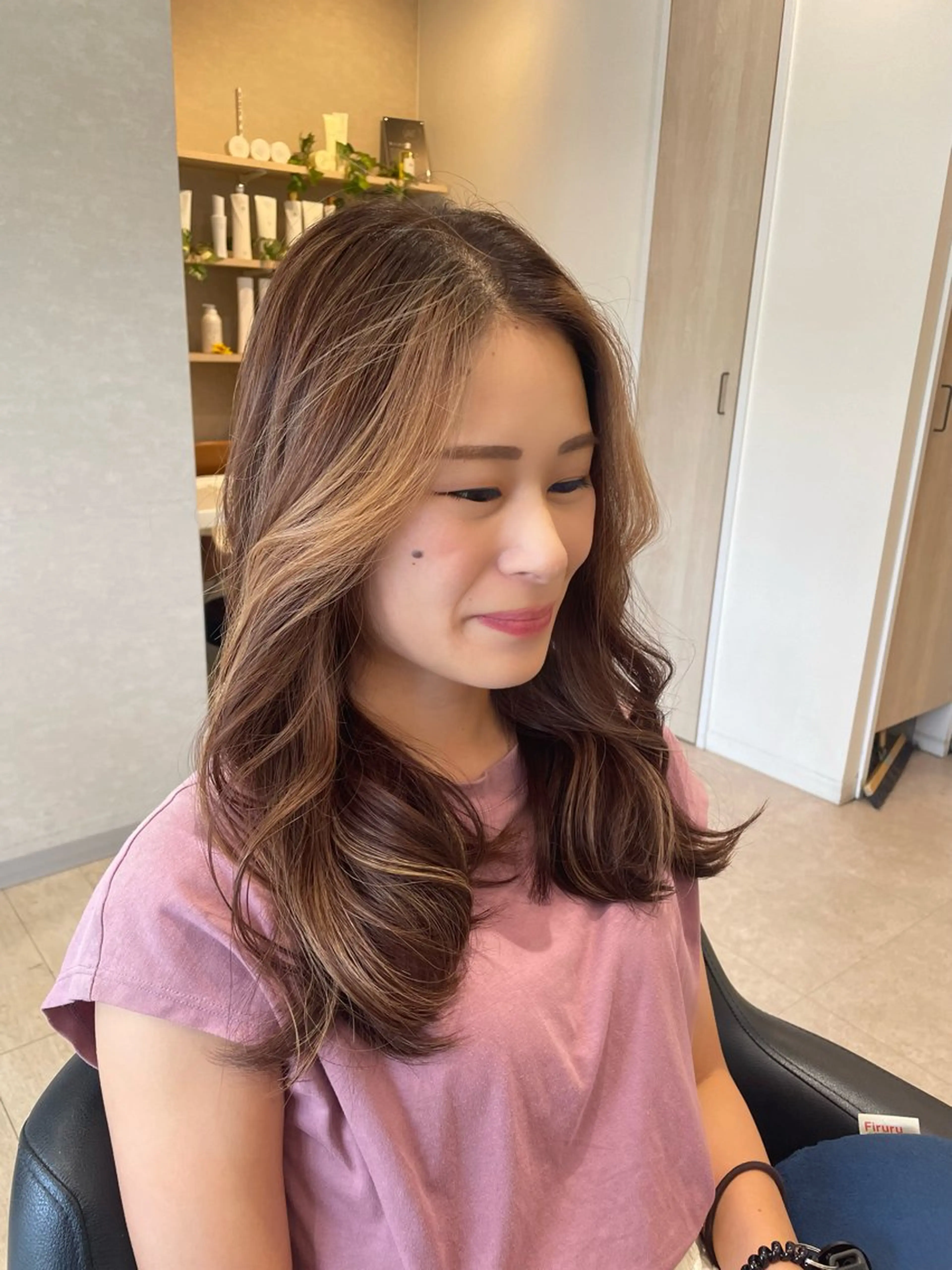 セミロング カラー ミストバング  フェイスフレーミング ハイライトカラー ハイライト カット 小川 泉美のヘアスタイル