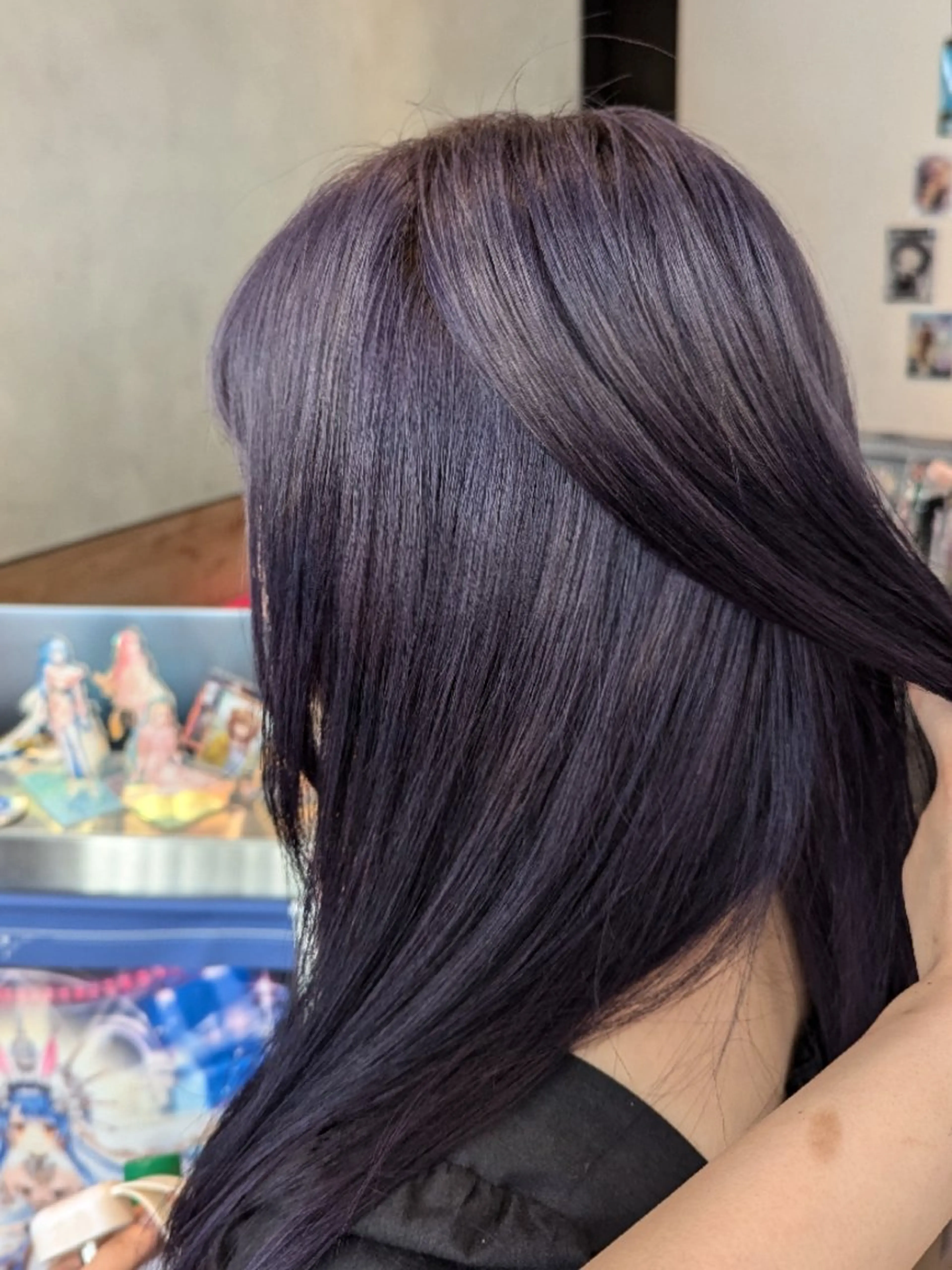 カラー ロング 推しカラー🦉にじさ んじカラー🌈🕒✨のヘアスタイル