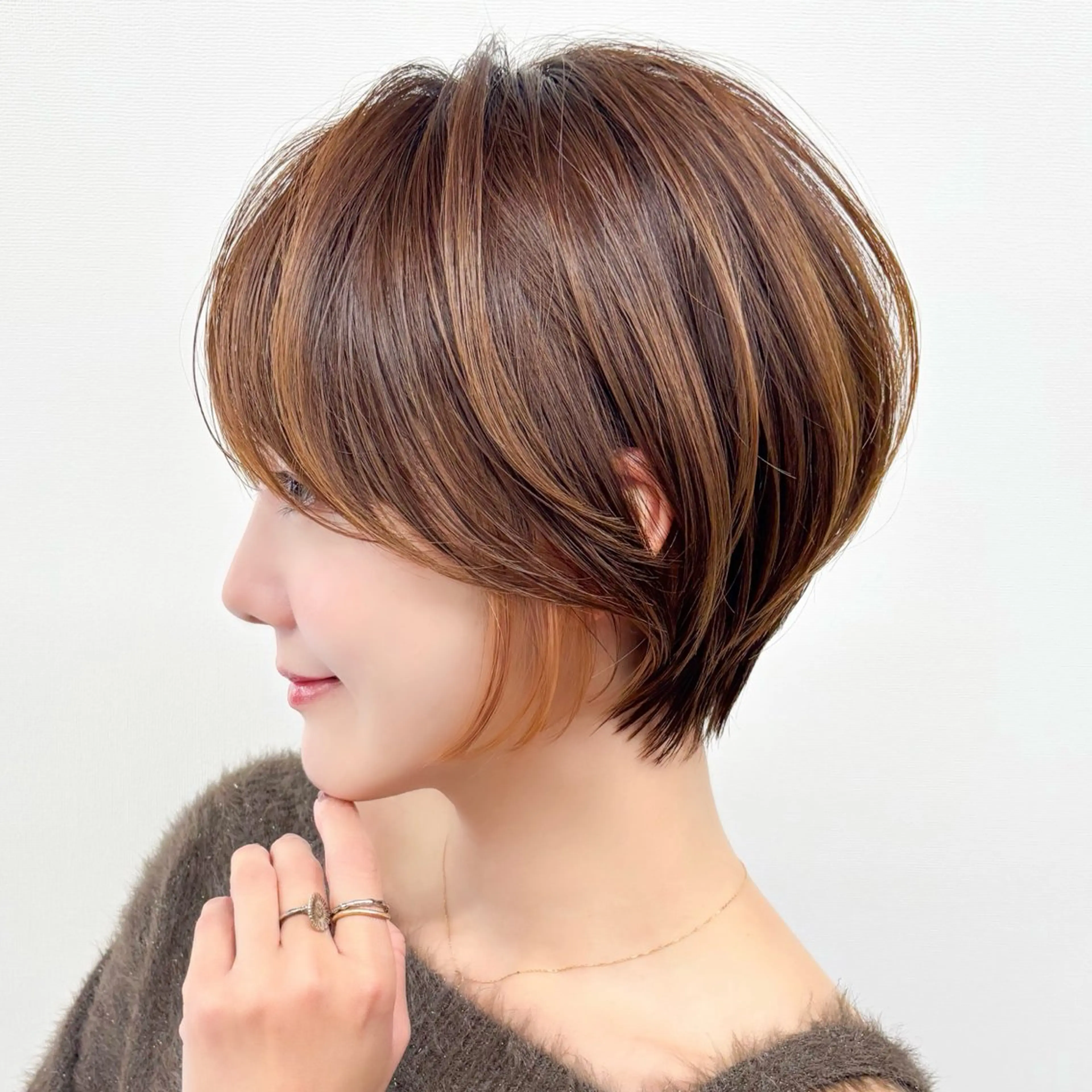 ショート ショート/レイヤー/ 縮毛矯正/ 渡邊莉玖のヘアスタイル