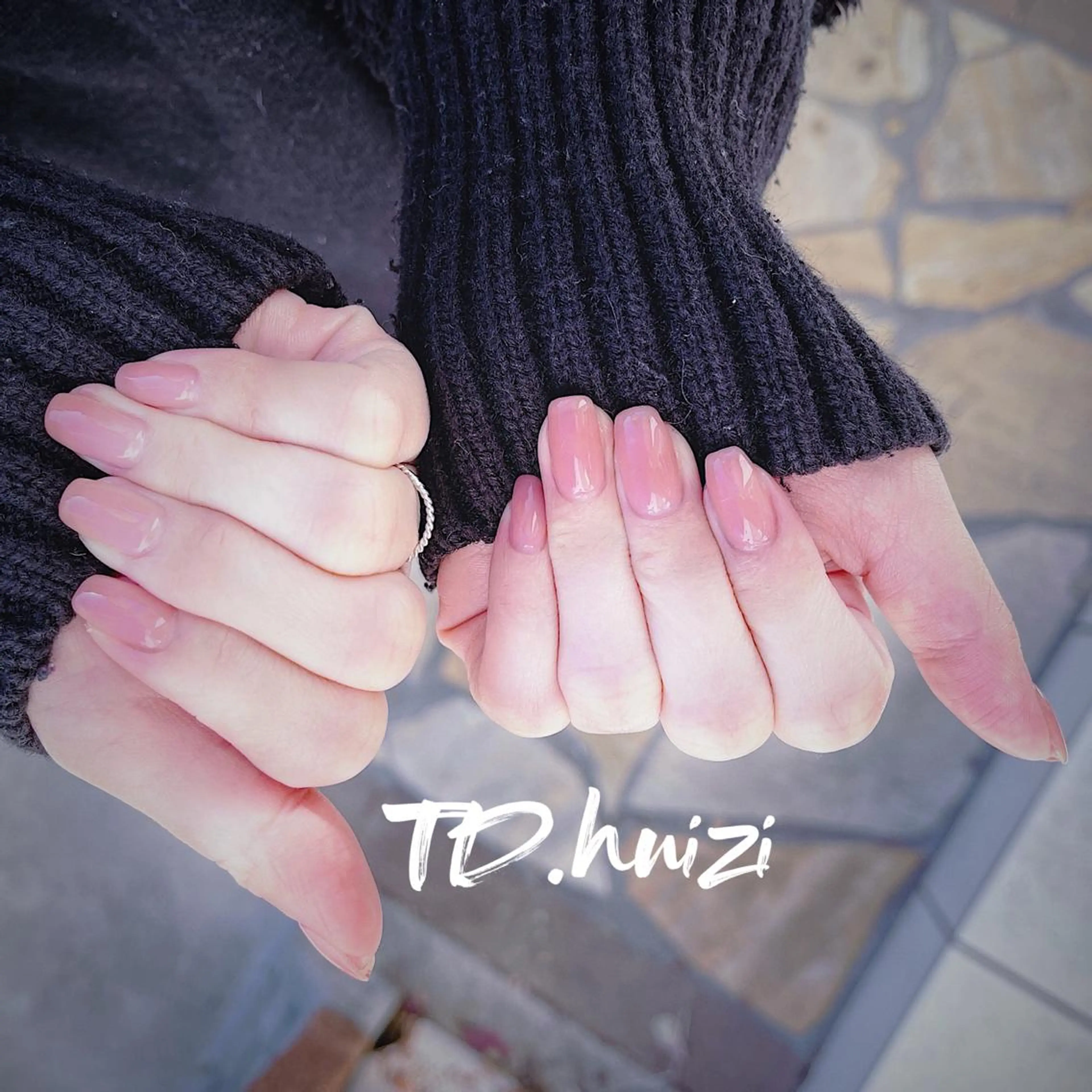 ミディアム めぐみのネイルサロン 惠のネイルデザイン