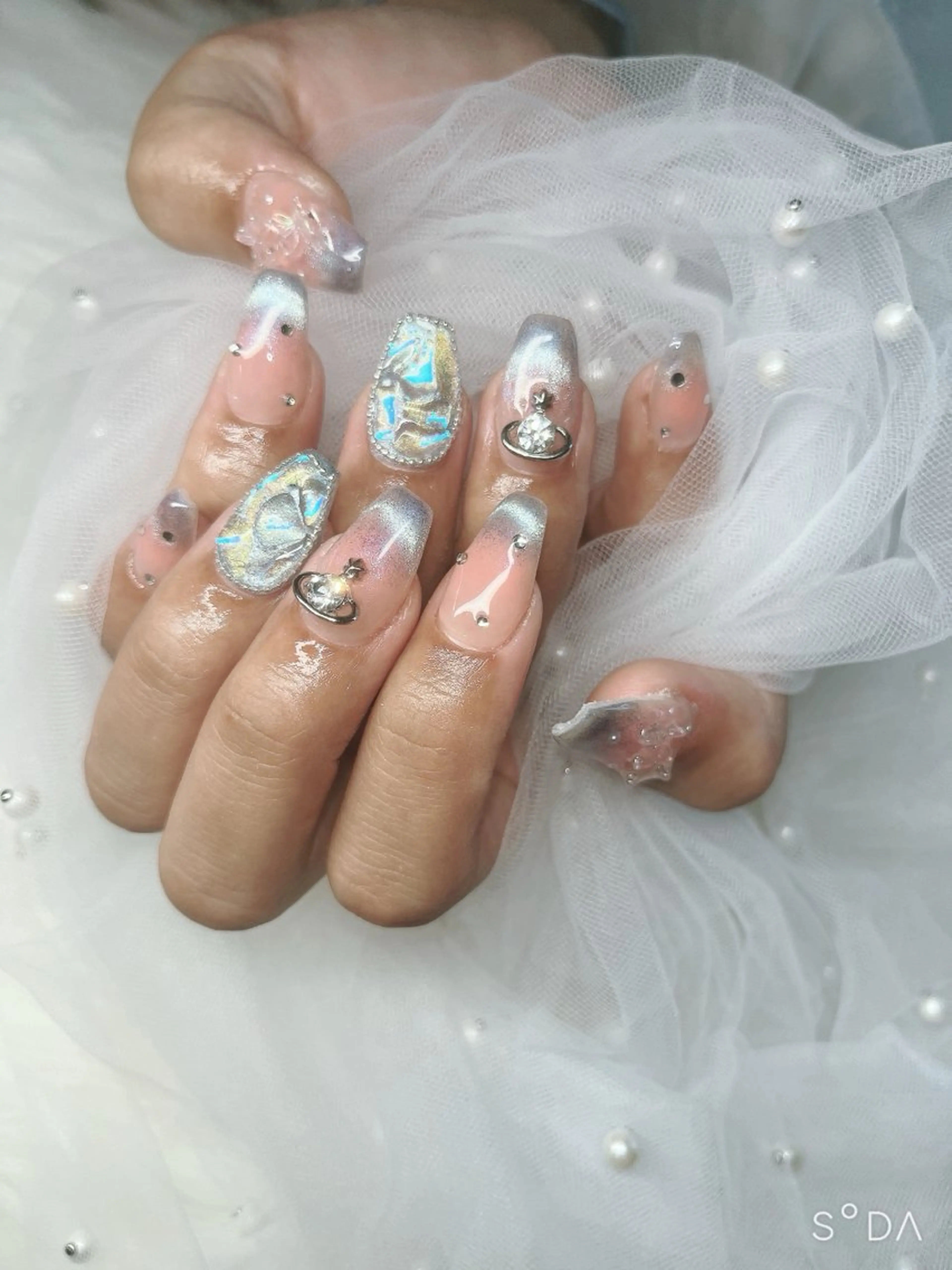 ネイル ハンドネイル CARAT/ Rinaのネイルデザイン