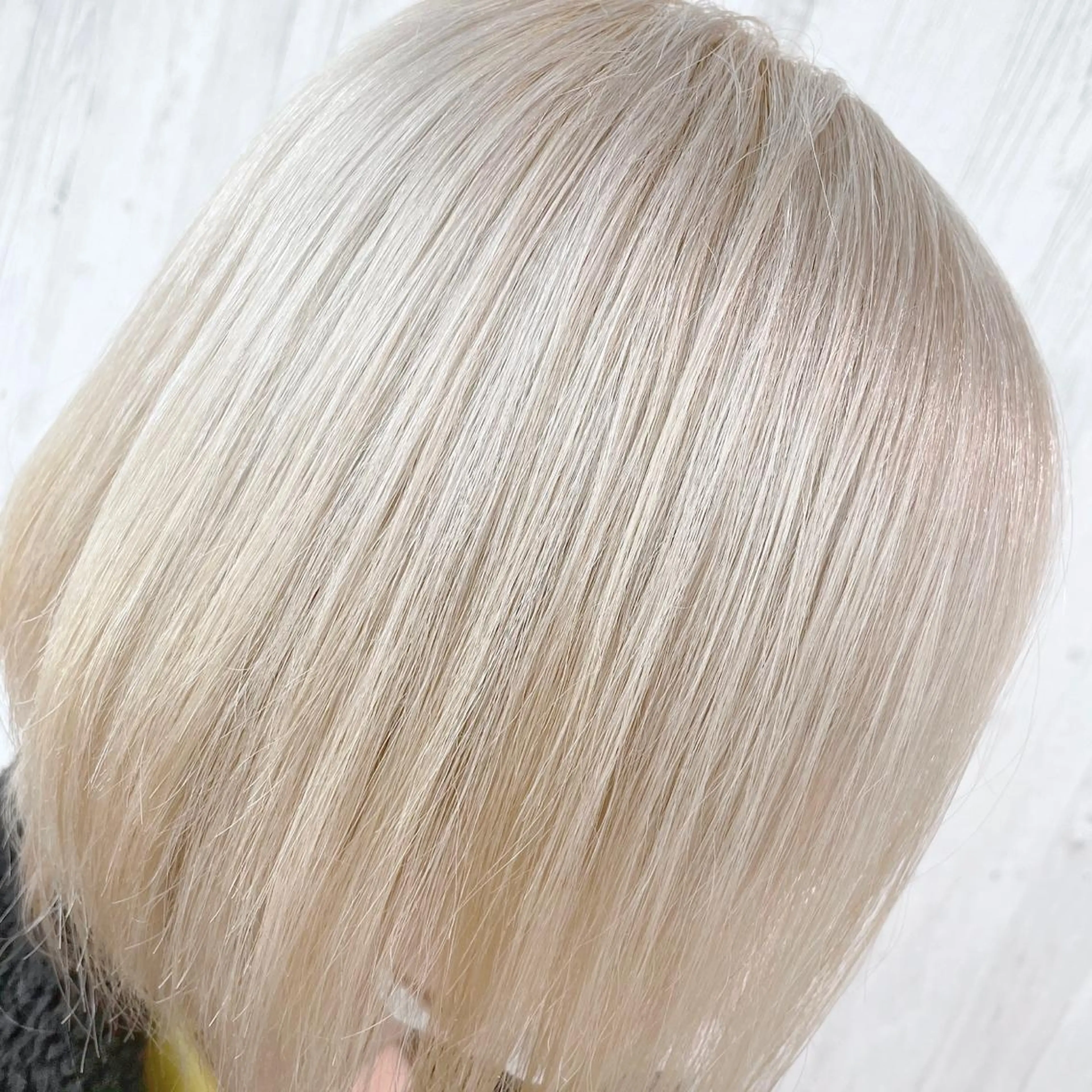 ミディアム カラー EMANON新宿南口所属・🦄中性ウルフ ☁️Shiori🦄のヘアスタイル