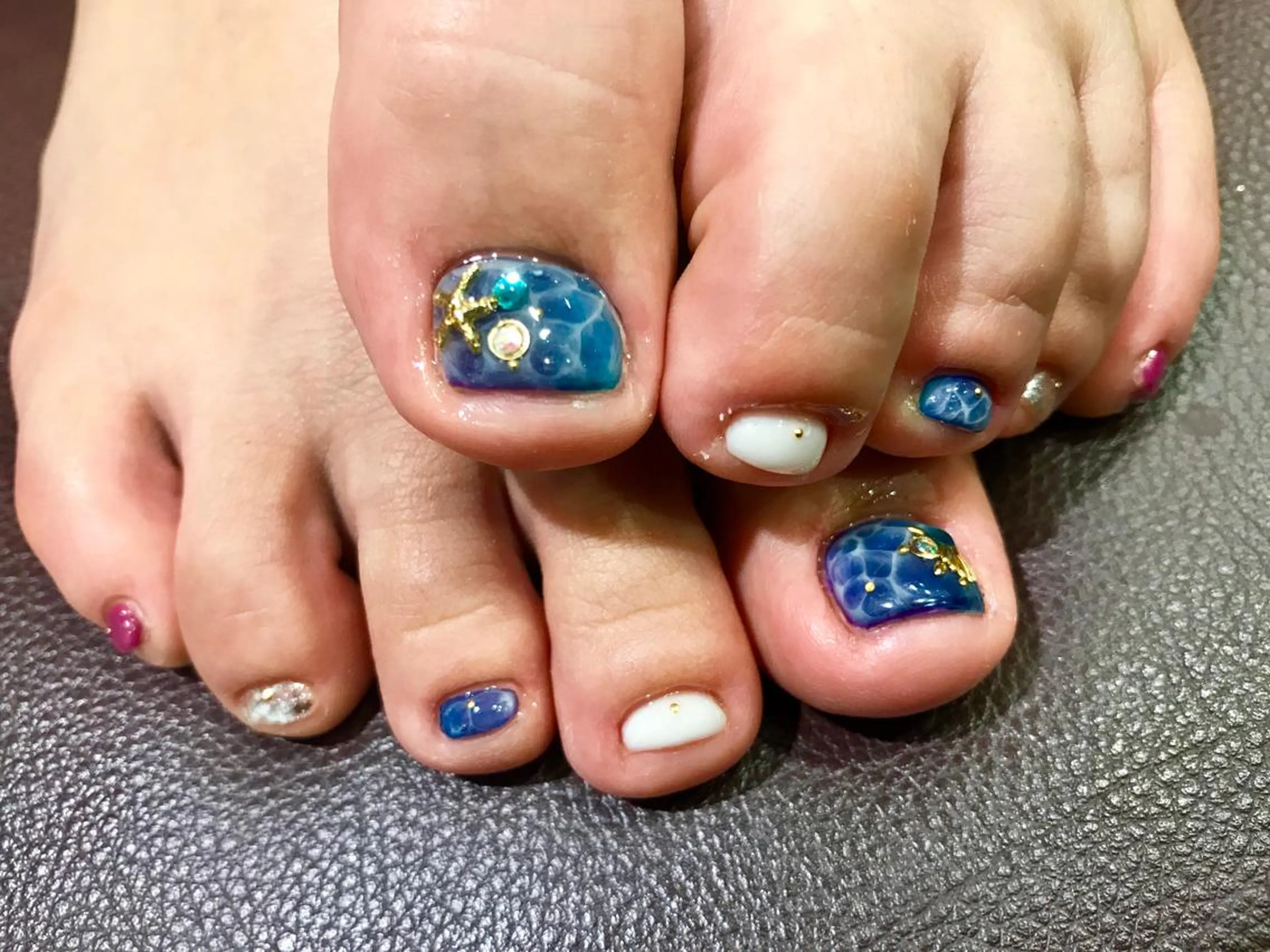 ネイル フットネイル Charme. NOBUKOのネイルデザイン