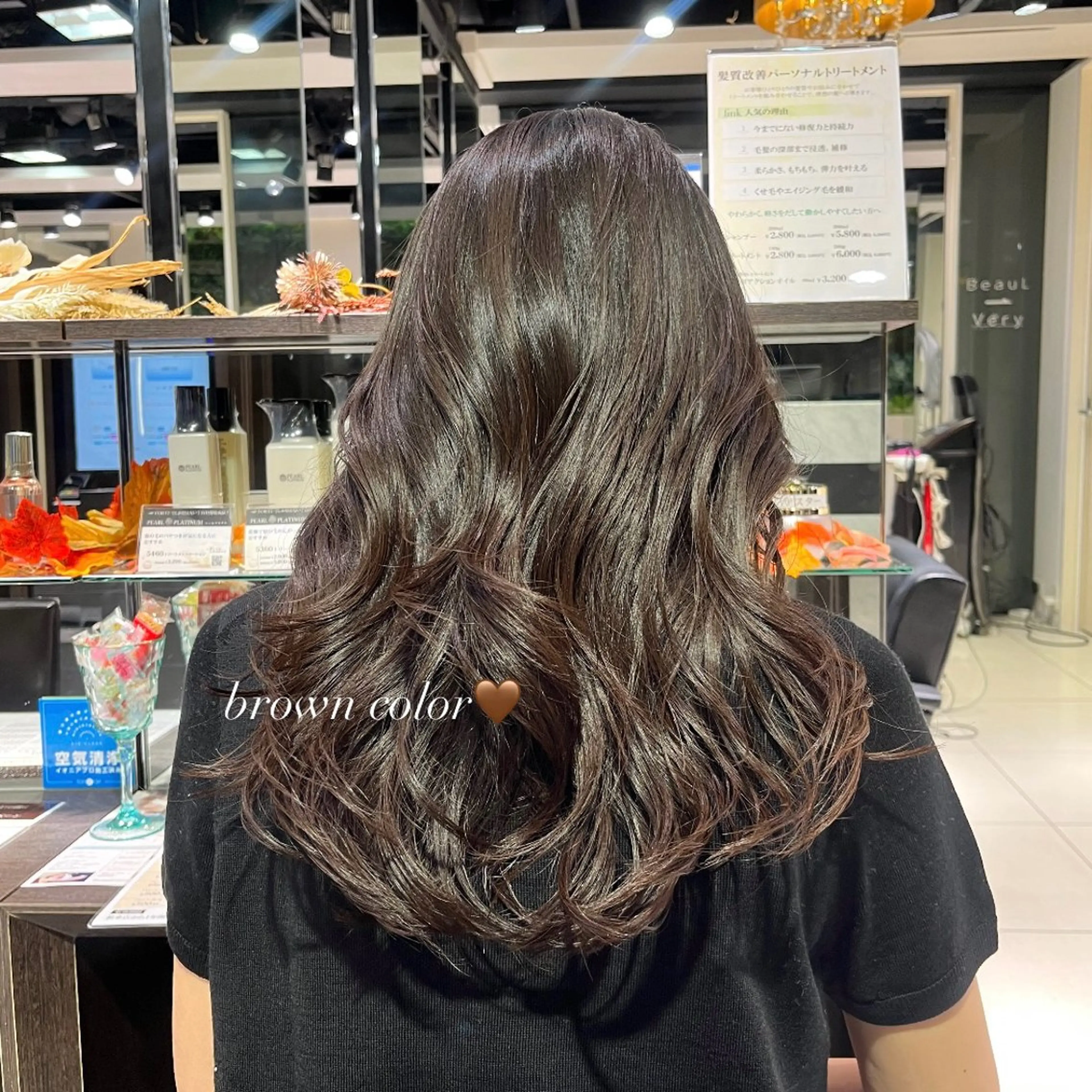 ロング レイヤー×艶髪🤎. 𝜗𝜚hitomiのヘアスタイル