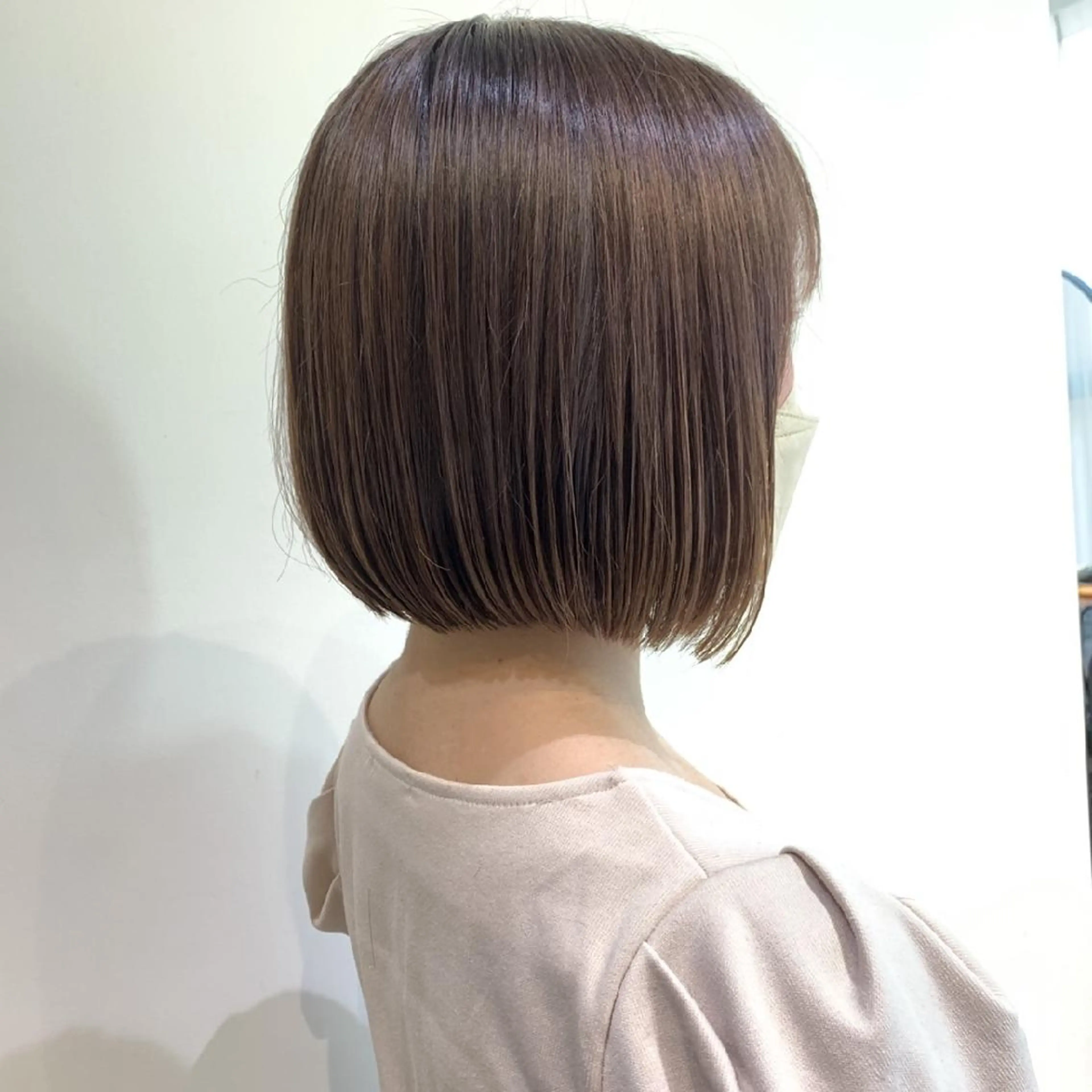 ショート ヘアアレンジ パーマ カラー 切りっぱなしボブ ボブ 小顔カット カット ヘアカラー トリートメント salowin新宿三丁目店所属・🖤小顔ボブ/ウルフ レイヤー🖤山本諒のヘアスタイル