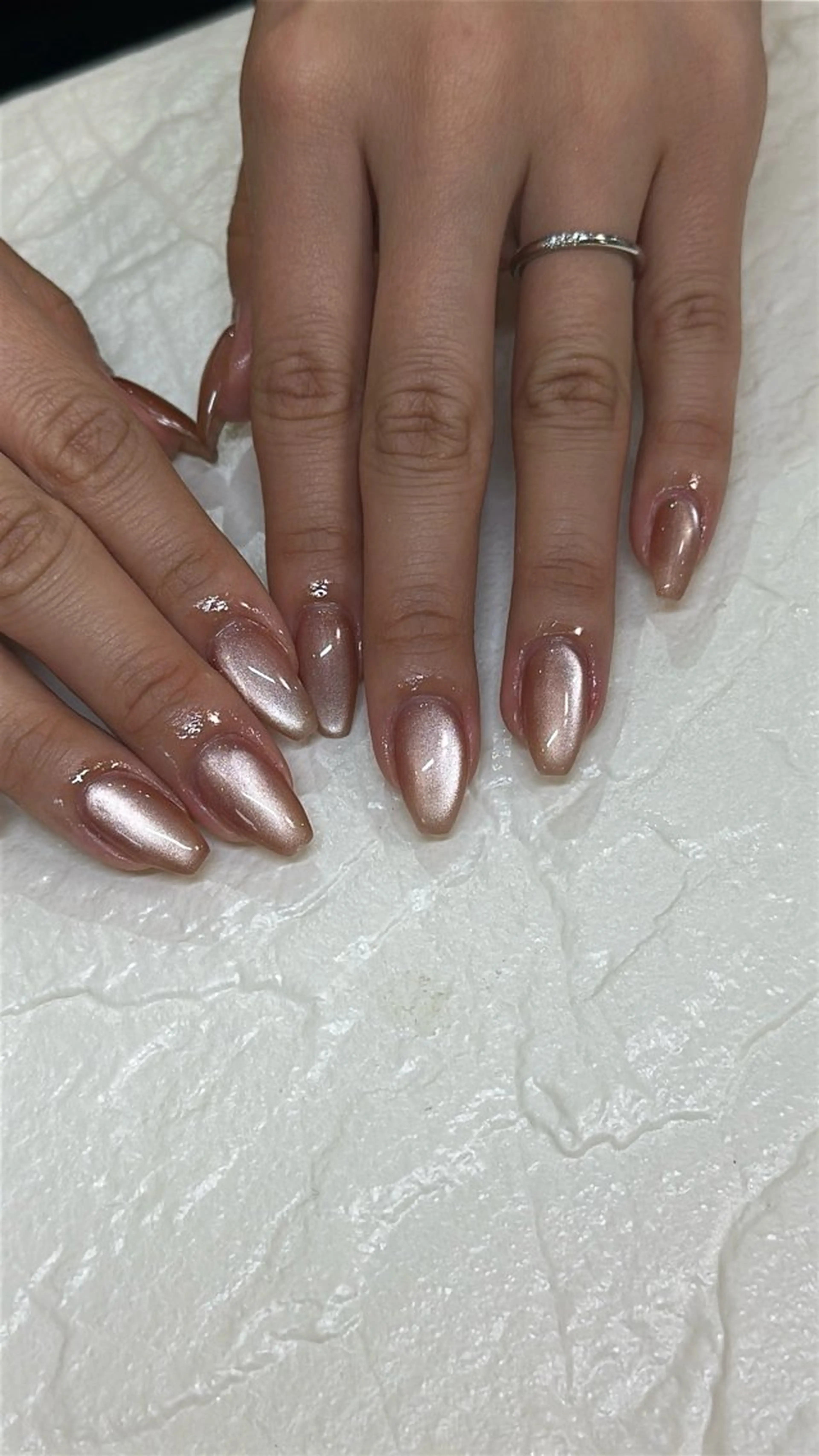 ネイル マグネットネイル ワンホンネイル ハンドネイル lalaroom. nailsalon航空公園店所属・lala room.のネイルデザイン