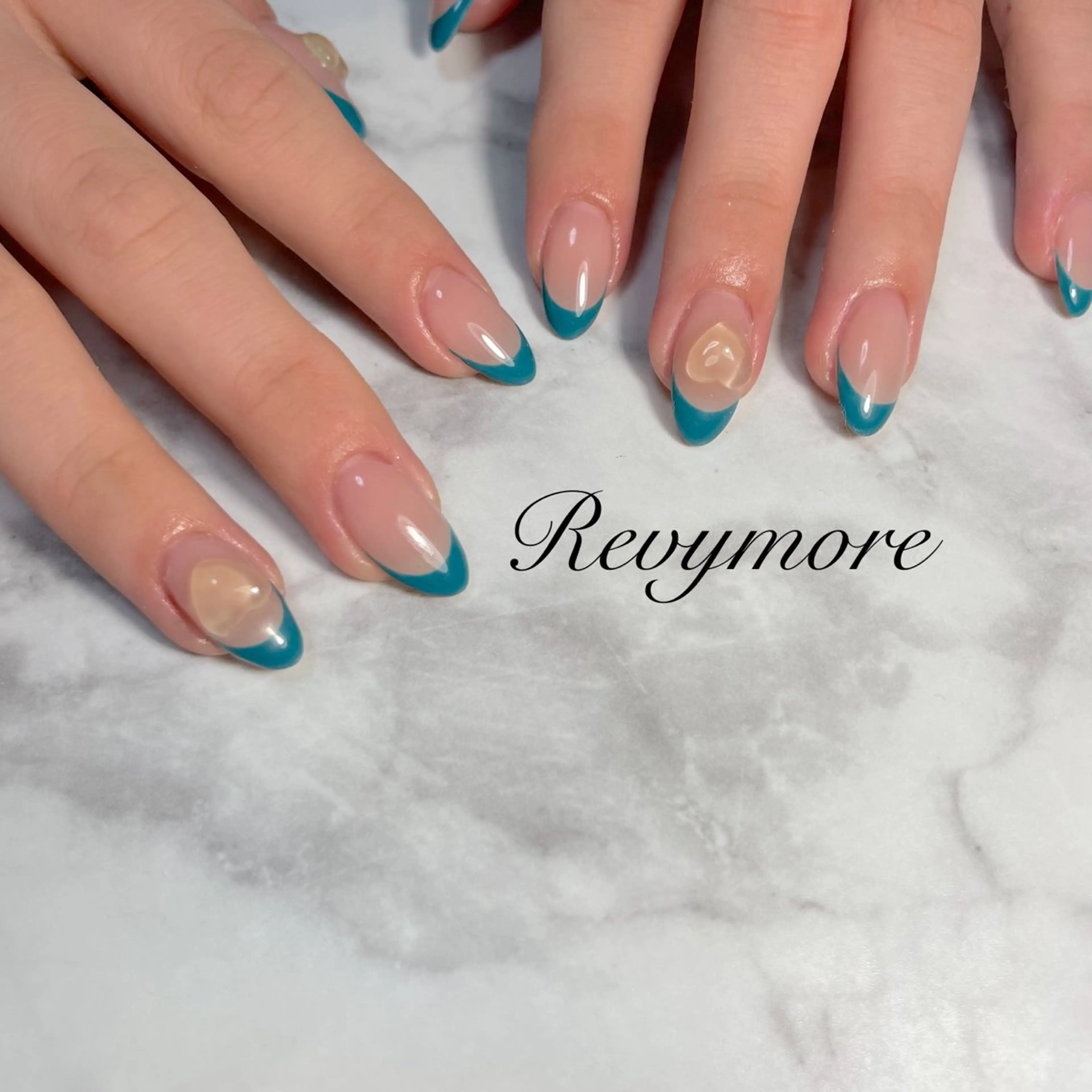 ネイル フレンチネイル ジェルネイル 韓国ネイル ニュアンスネイル オフィスネイル nail salon Revymore所属・nail salon Revymoreのネイルデザイン