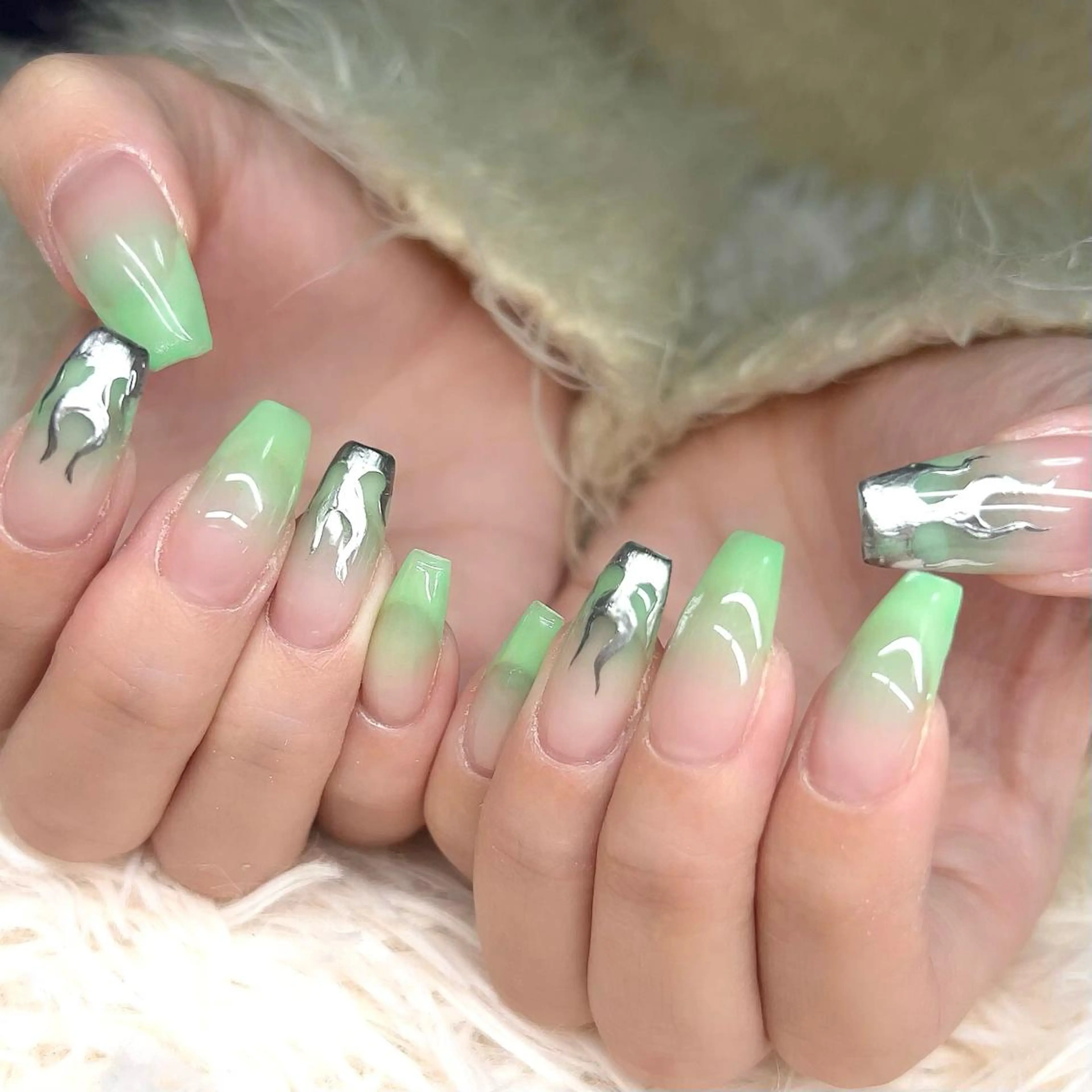 ネイル ハンドネイル 【Yappy🌈】 💖P-tanaのネイルデザイン