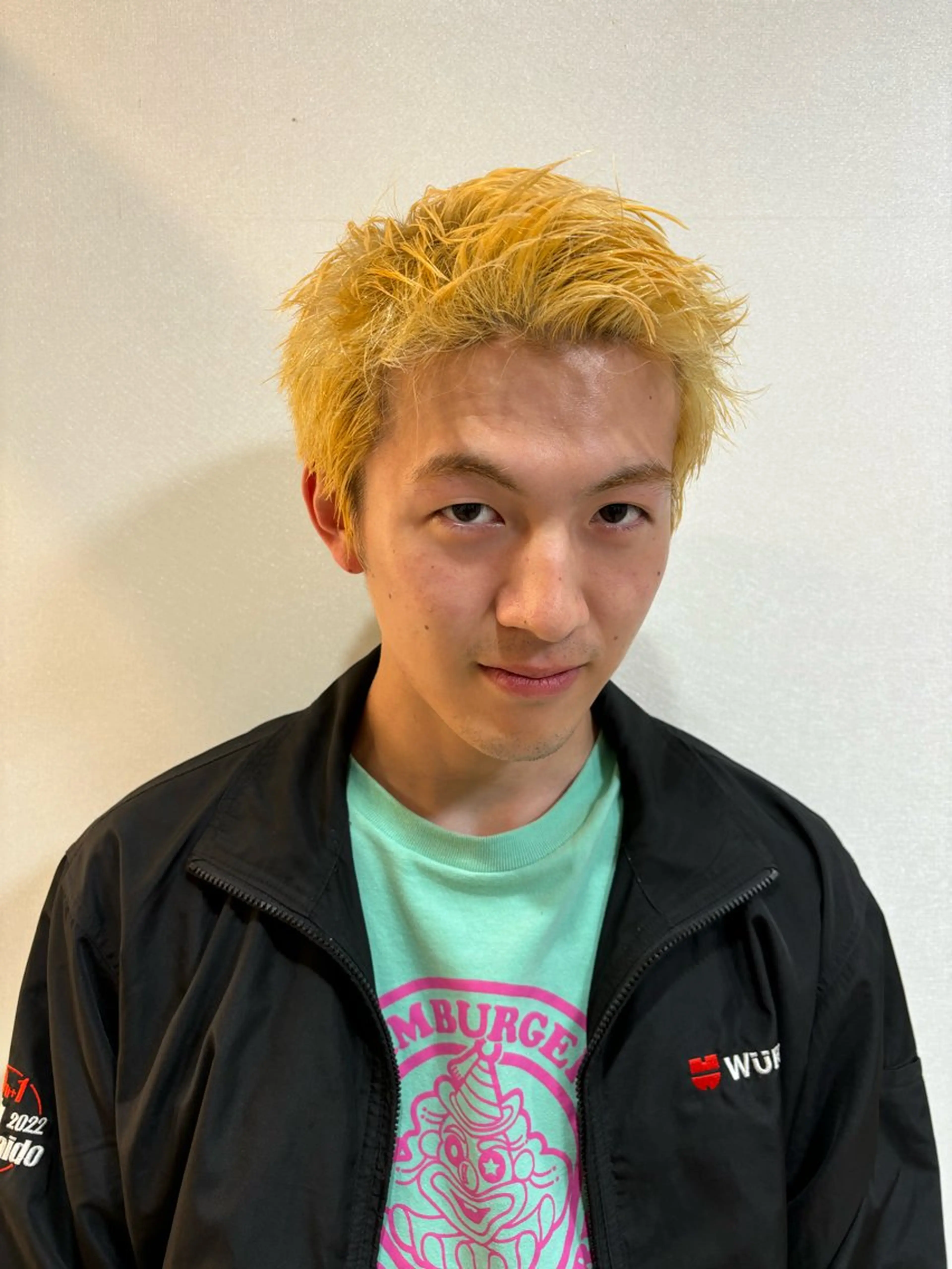 ショート カラー メンズ スパイキーショート イエローカラー ショートヘア 札幌パーマ 髪質改善/後藤海音のヘアスタイル