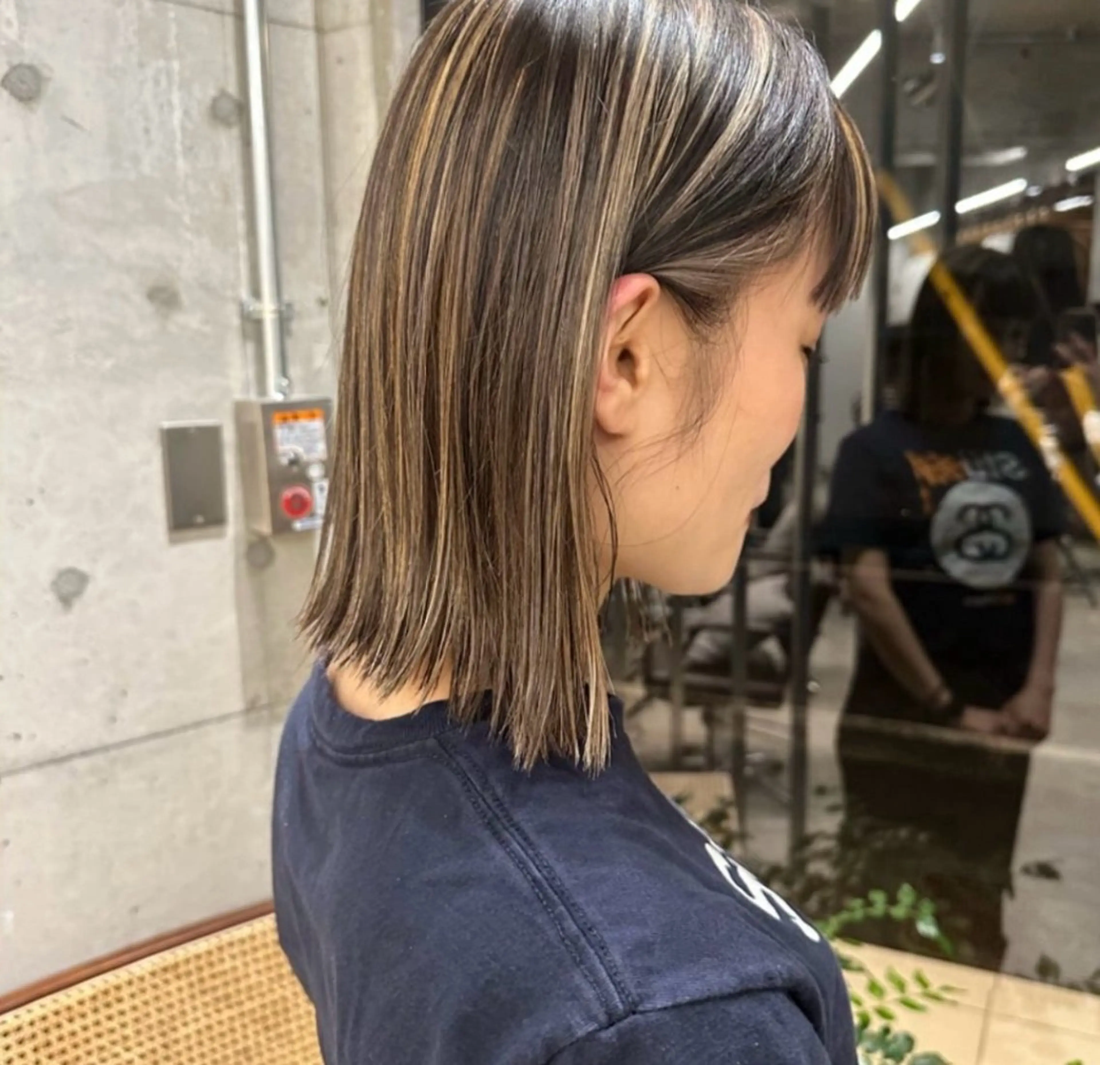 セミロング カラー ハイライトカラー ハイライト FILMS横浜所属・Watanabe Maiのヘアスタイル