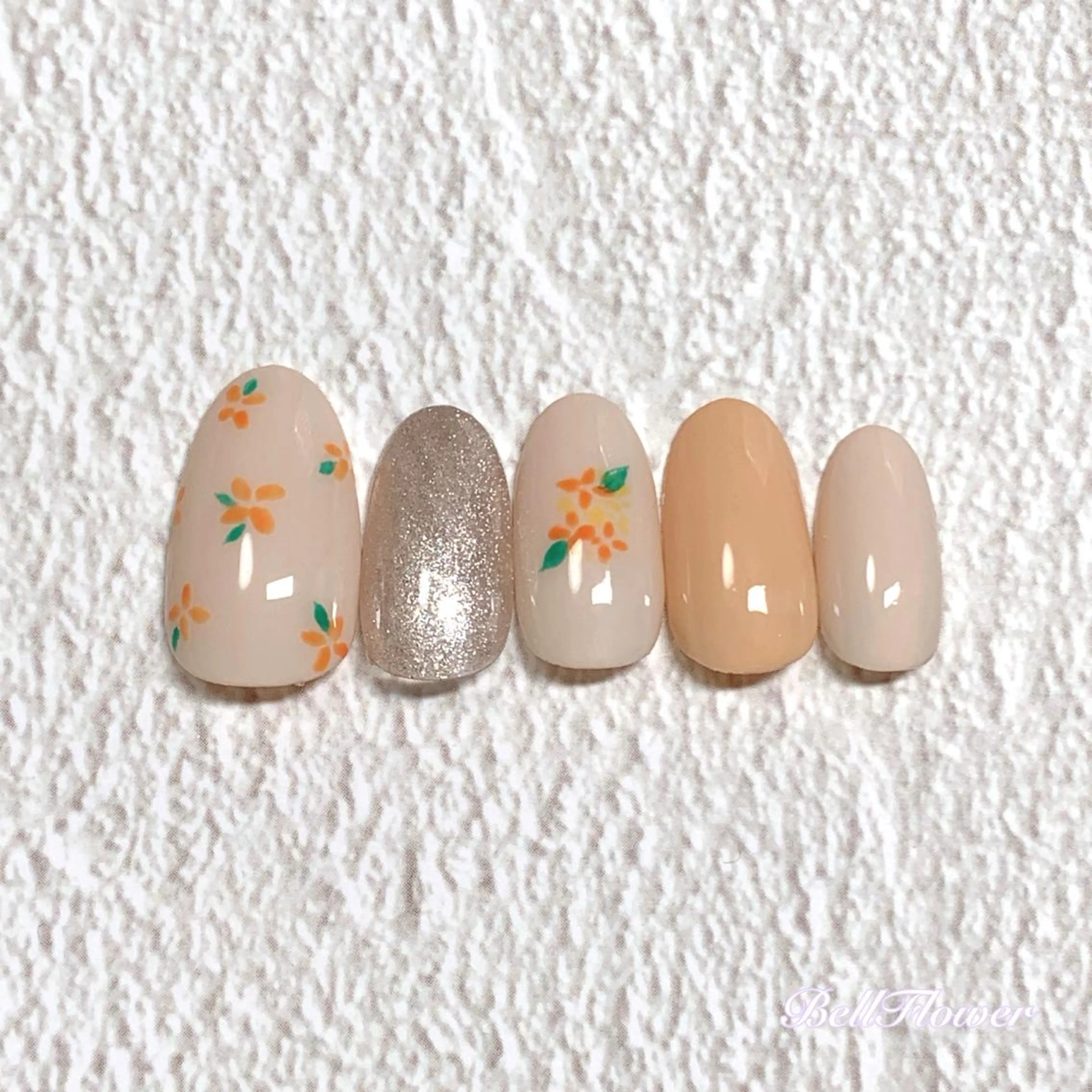 ネイル ハンドネイル Bell Flowerのネイルデザイン