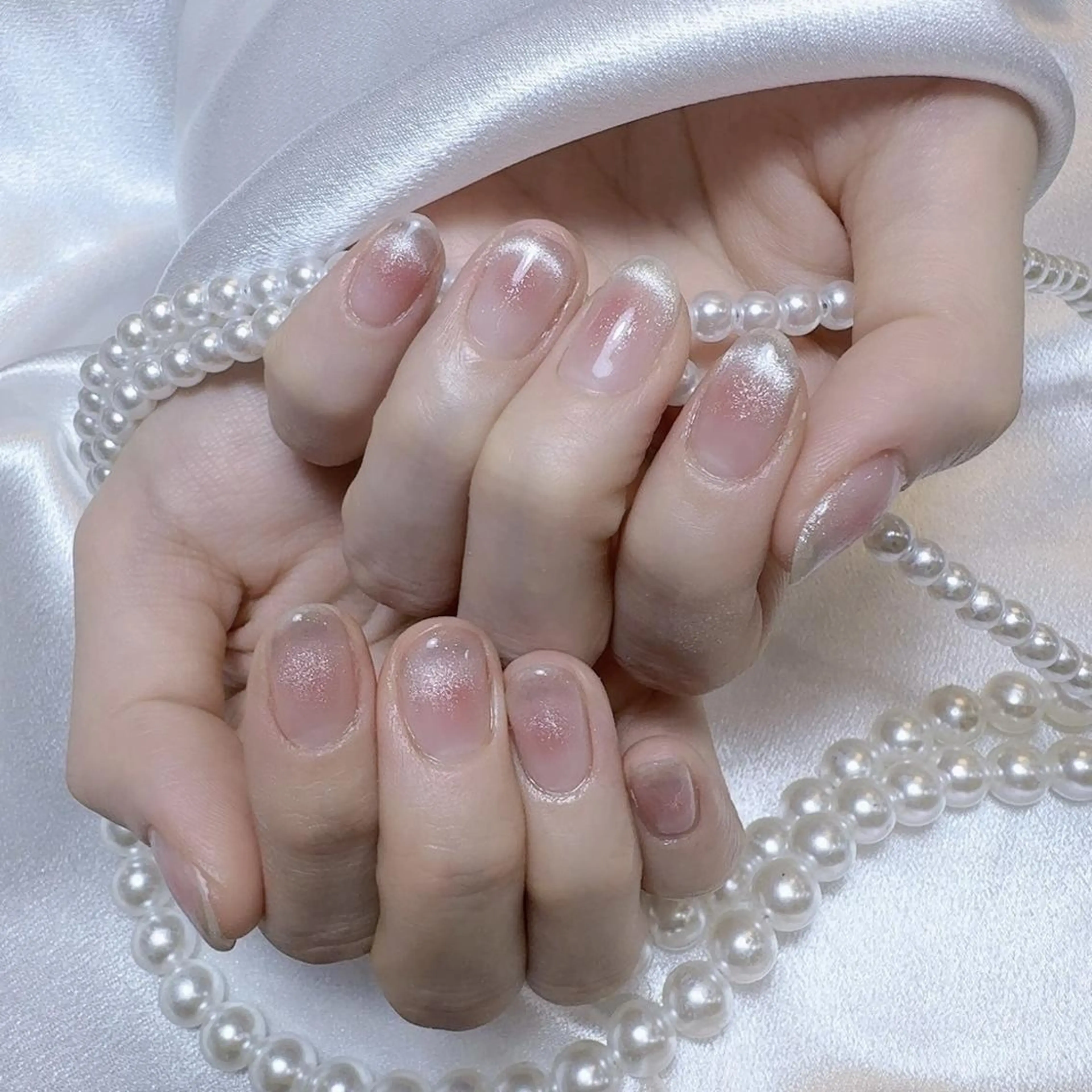 ネイル RAFFINE 月🦋🩵のネイルデザイン