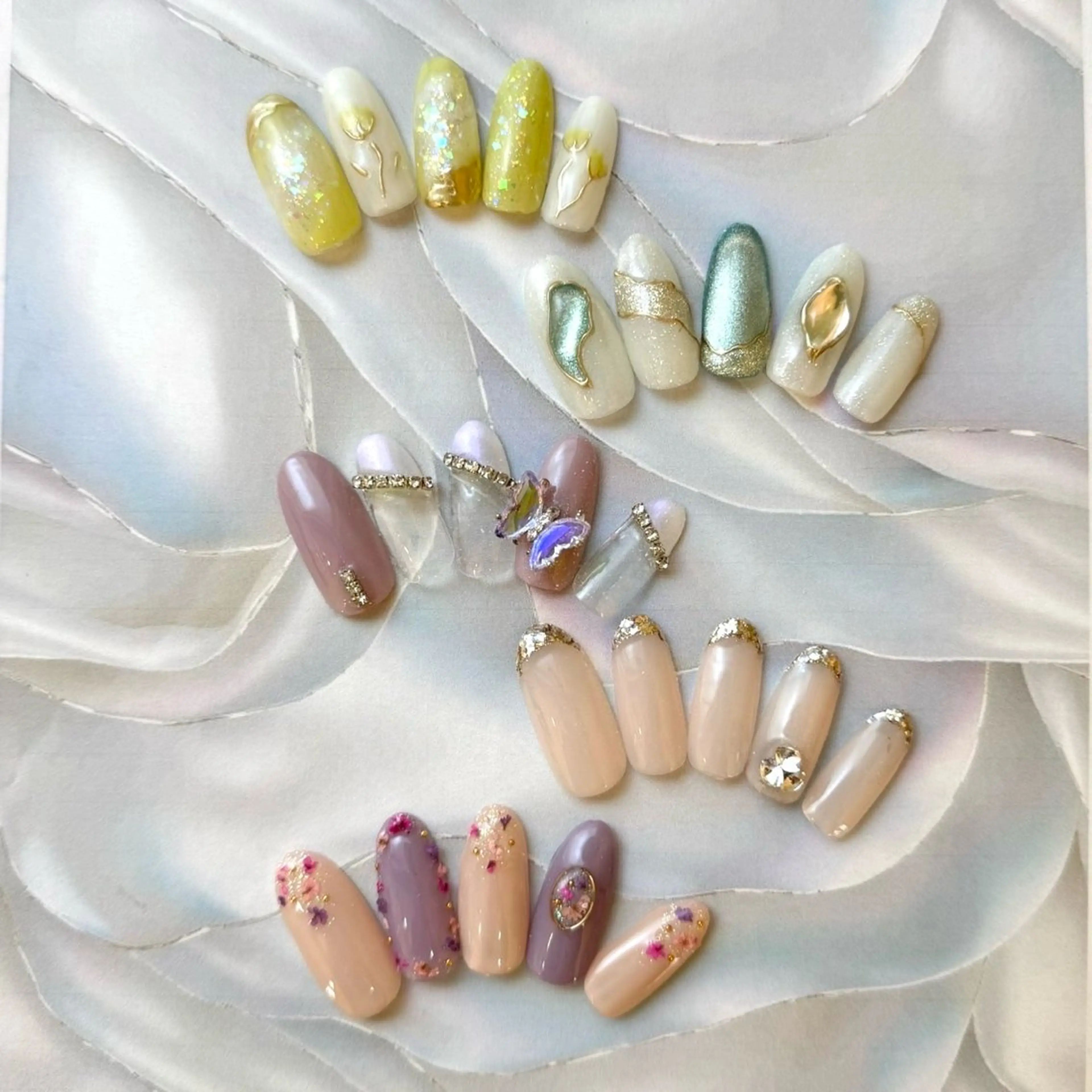 ネイル 𓇼 Reaのネイルデザイン