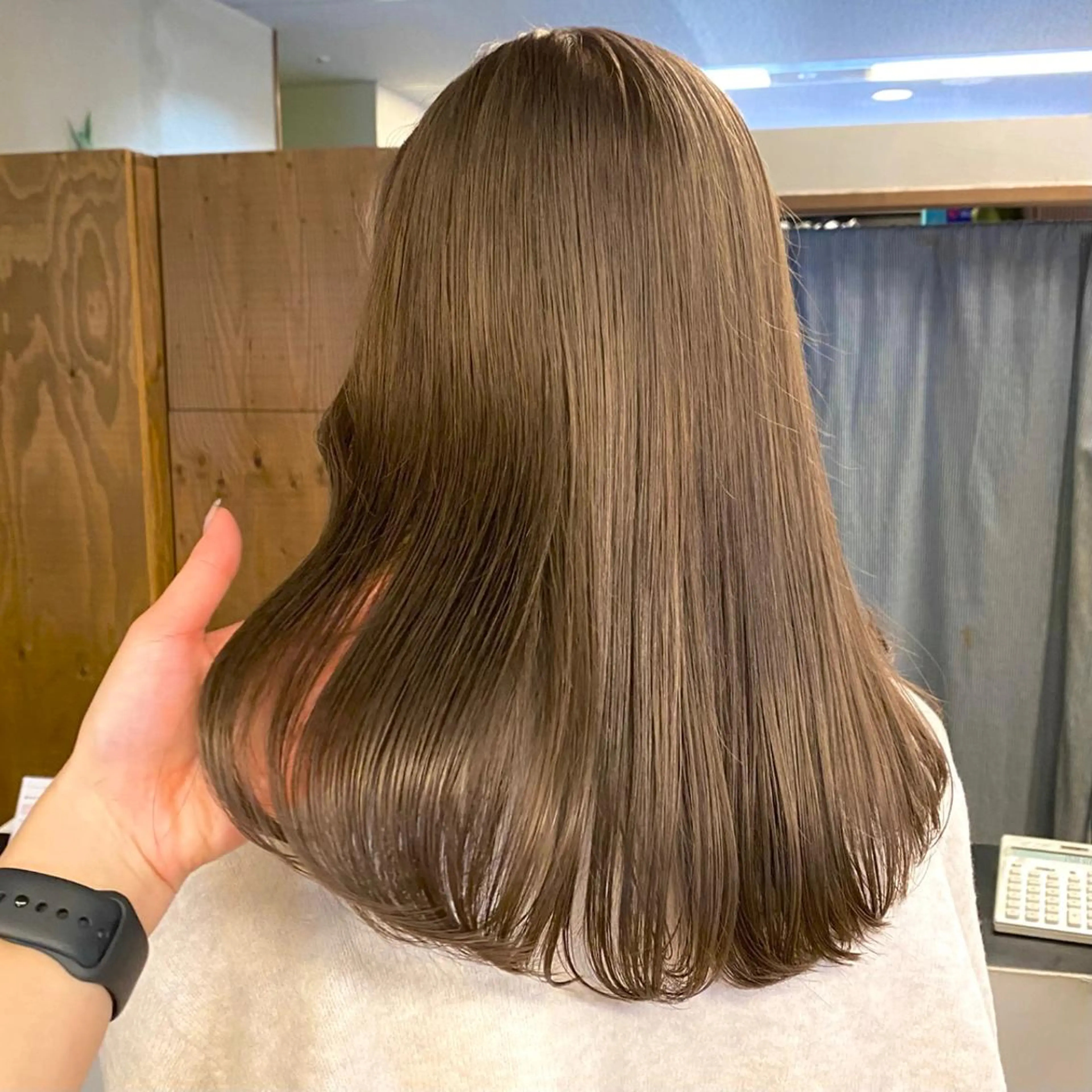 セミロング カラー パーマ ヘアアレンジ メンズ キッズ ネイル マツエク・マツパ カット ヘアカラー EMANON梅田店所属・前川 朋香のヘアスタイル