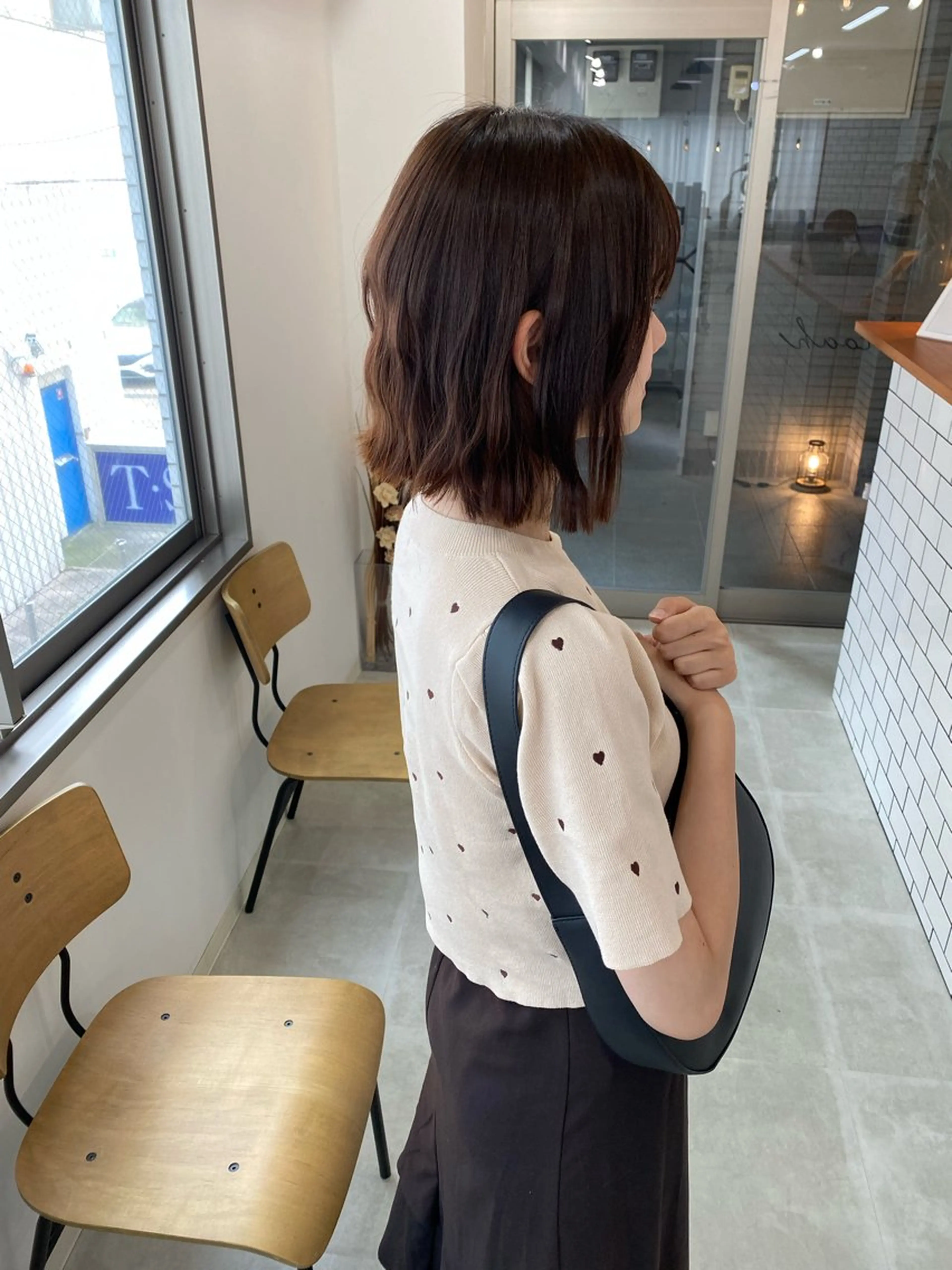 ミディアム 川野 彩海のヘアスタイル