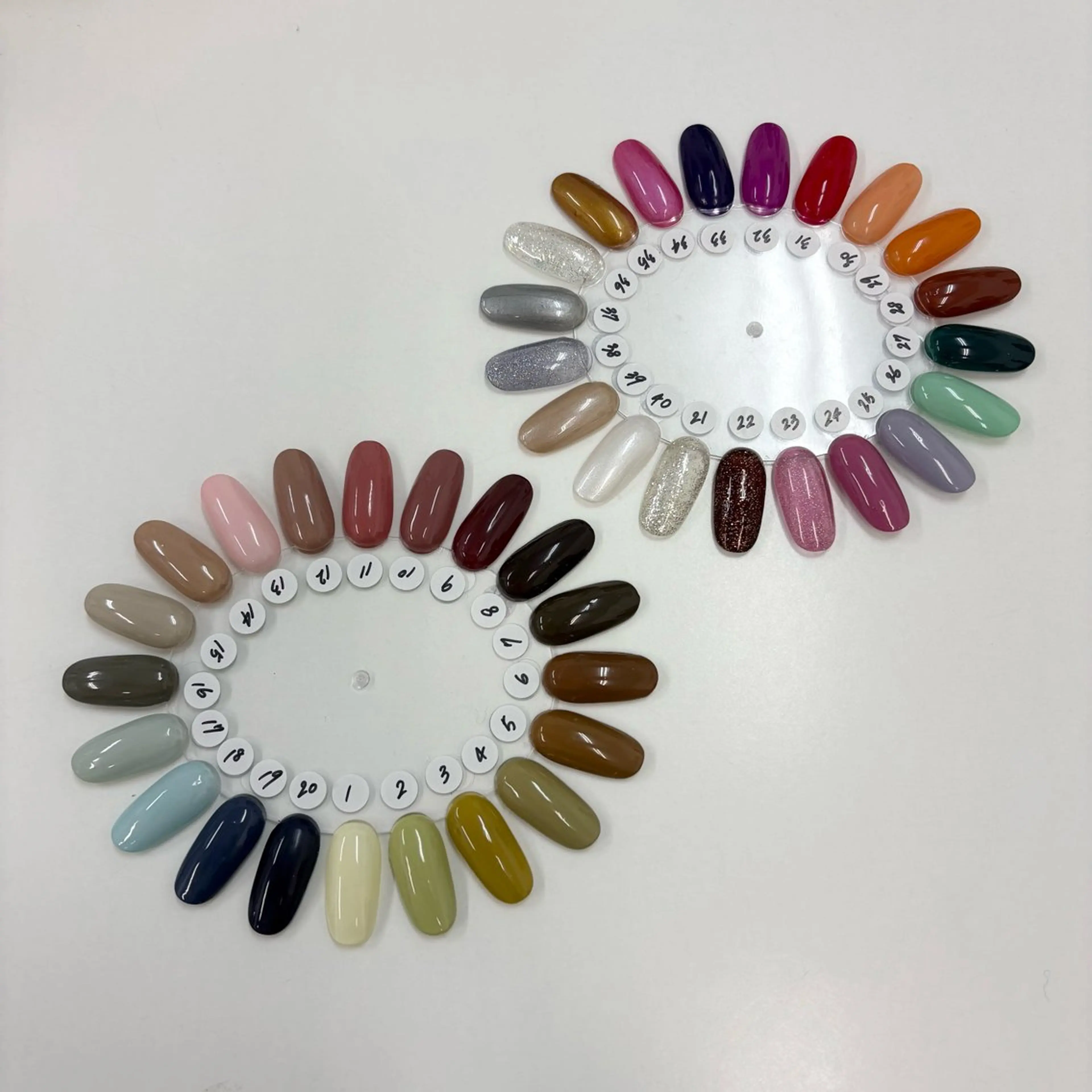 【オフ有】フレンチ+ラメライン付 0円の写真