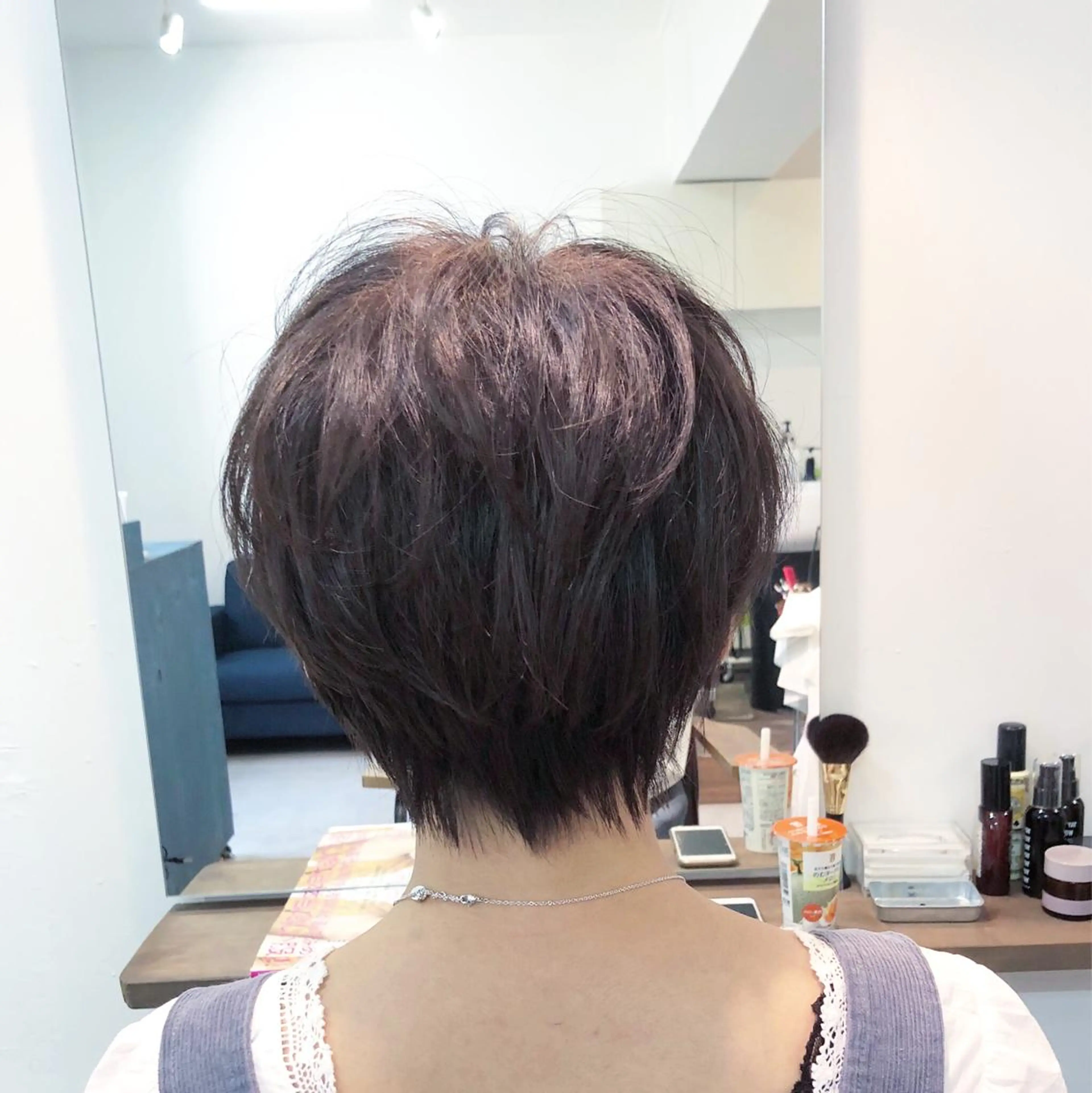 ショート カラー アッシュ アッシュグレー ショートヘア カット ヘアカラー 村田 幸穂のヘアスタイル