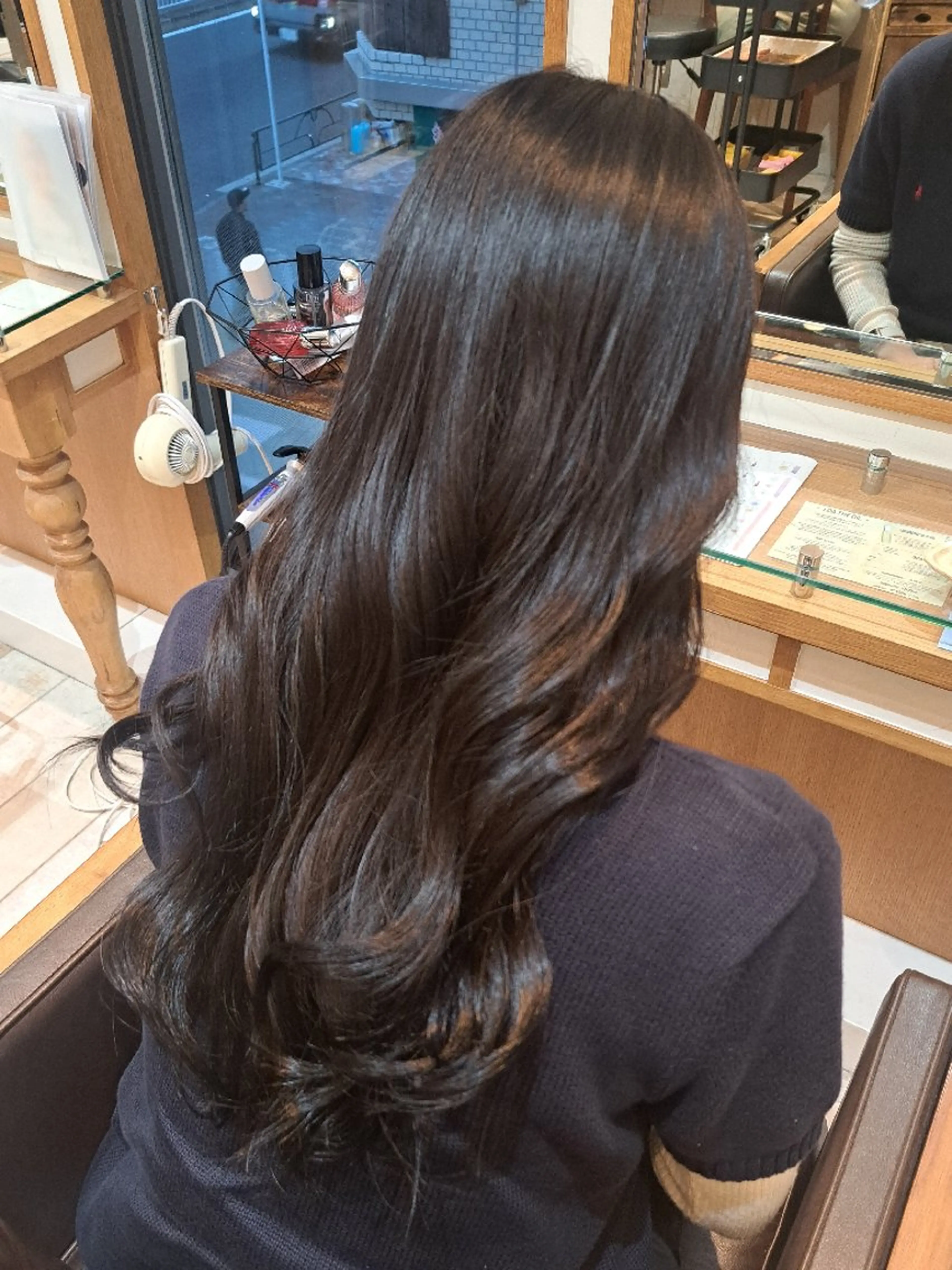 ロング カラー ブリーチ ブラウンカラー ナチュラルブラウン ブリーチなしカラー ヘアカラー 渋谷／ ＭＩＹＵのヘアスタイル