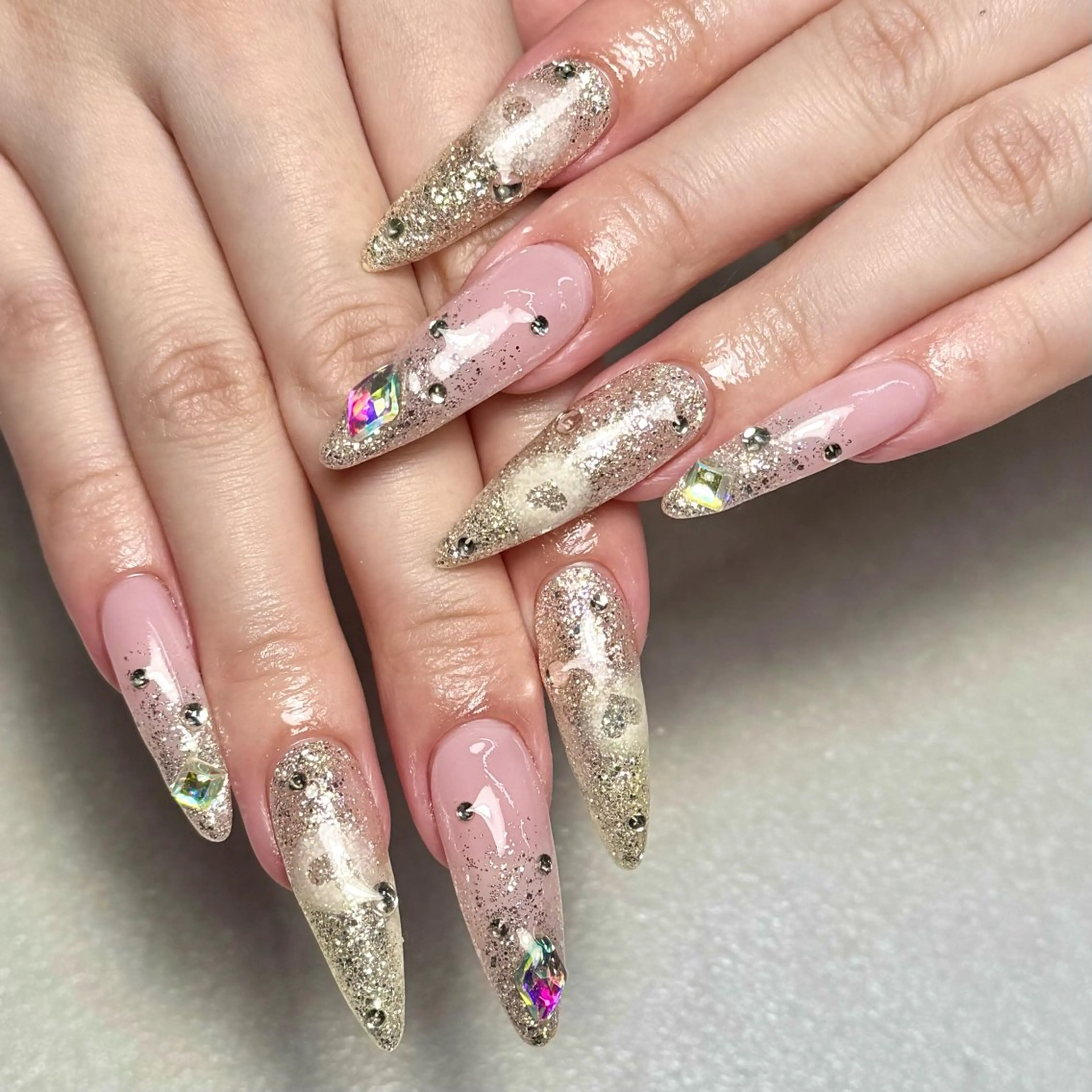 ネイル ハンドネイル 🐈‍⬛ Minamiのネイルデザイン