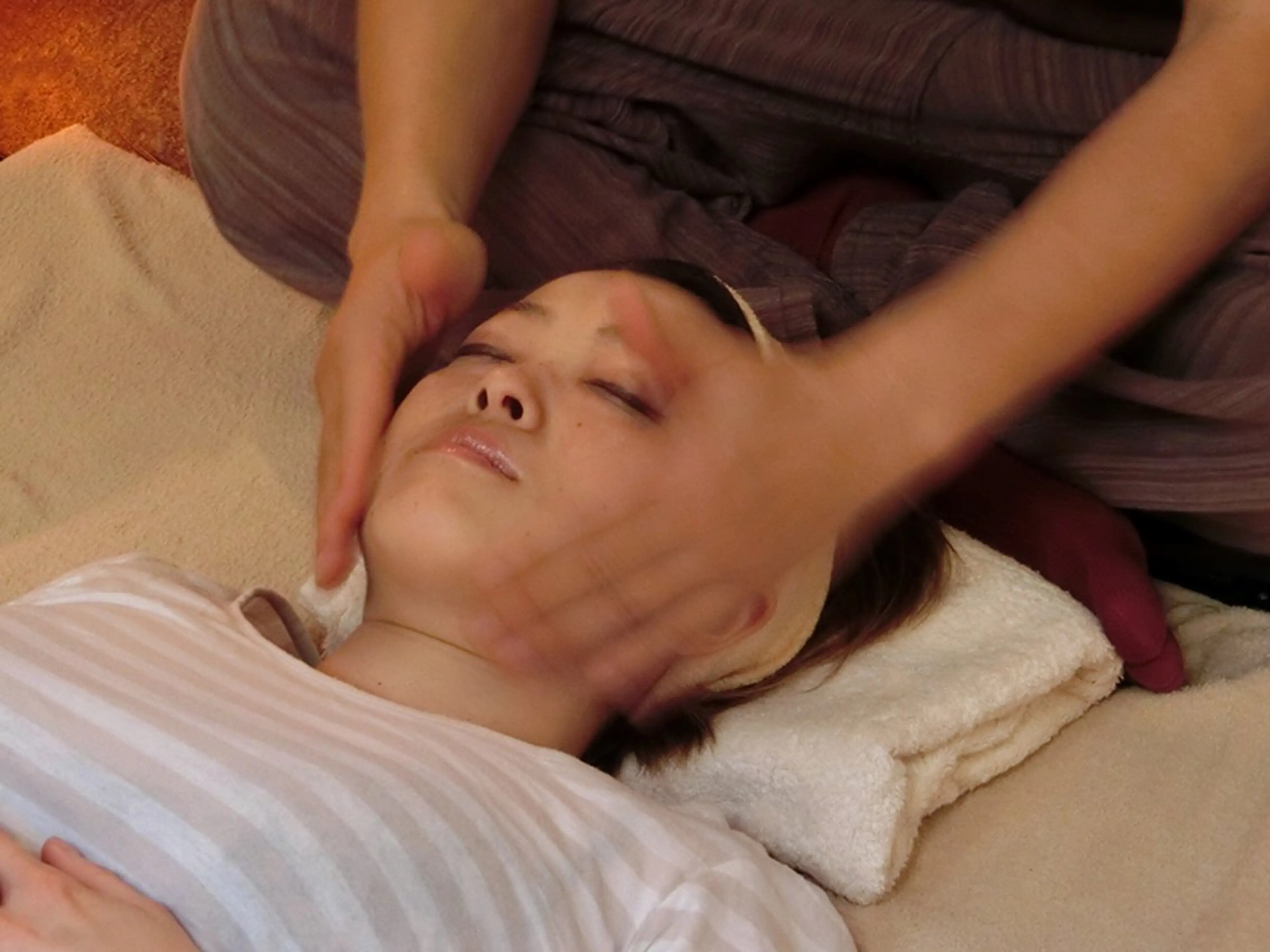 【初回体験料金】タイ古式＋バストUPリンパマッサージ 120分（女性限定）の写真