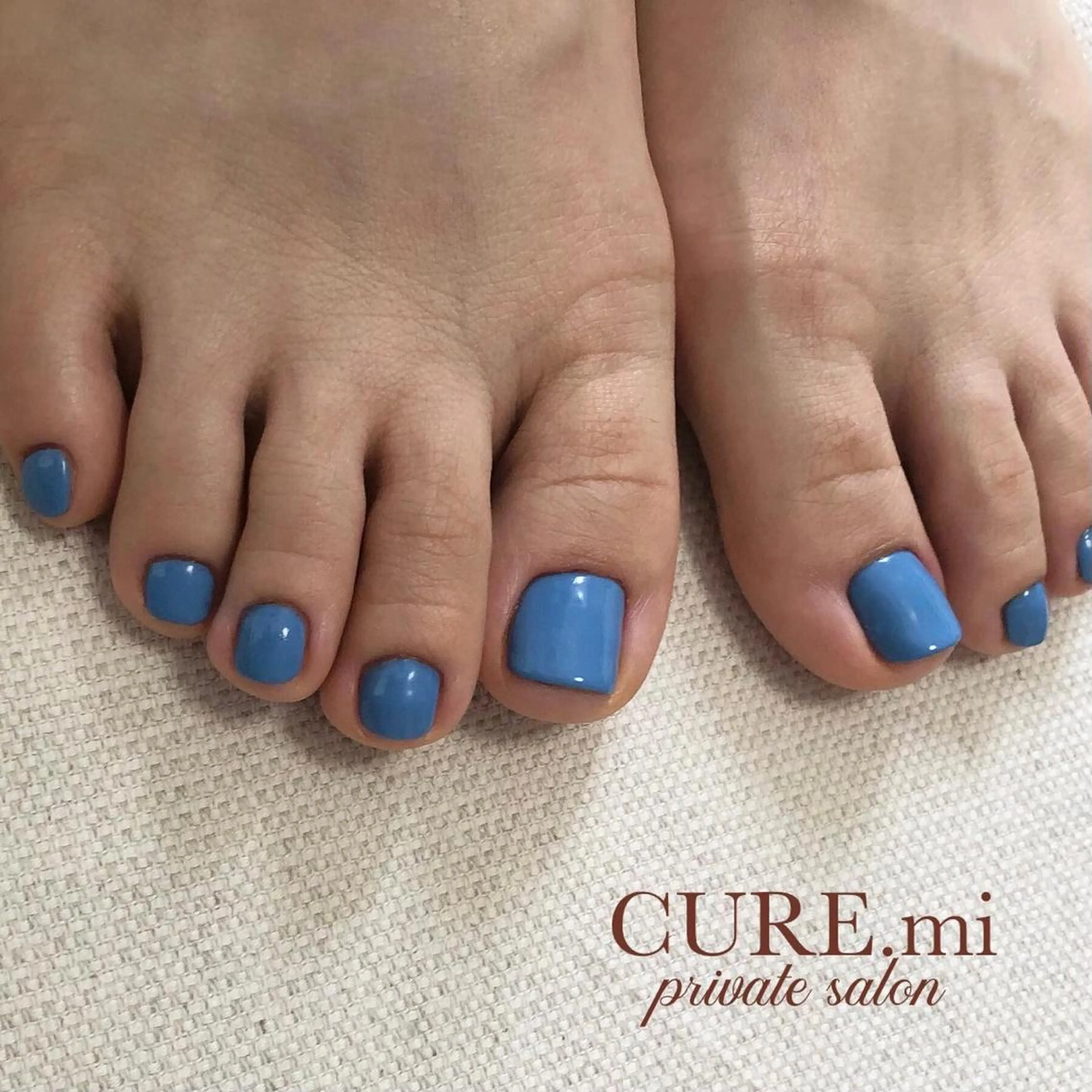 ネイル ブルー フットネイル ワンカラーネイル シンプルネイル フットネイル 伊藤 美香のその他イメージ