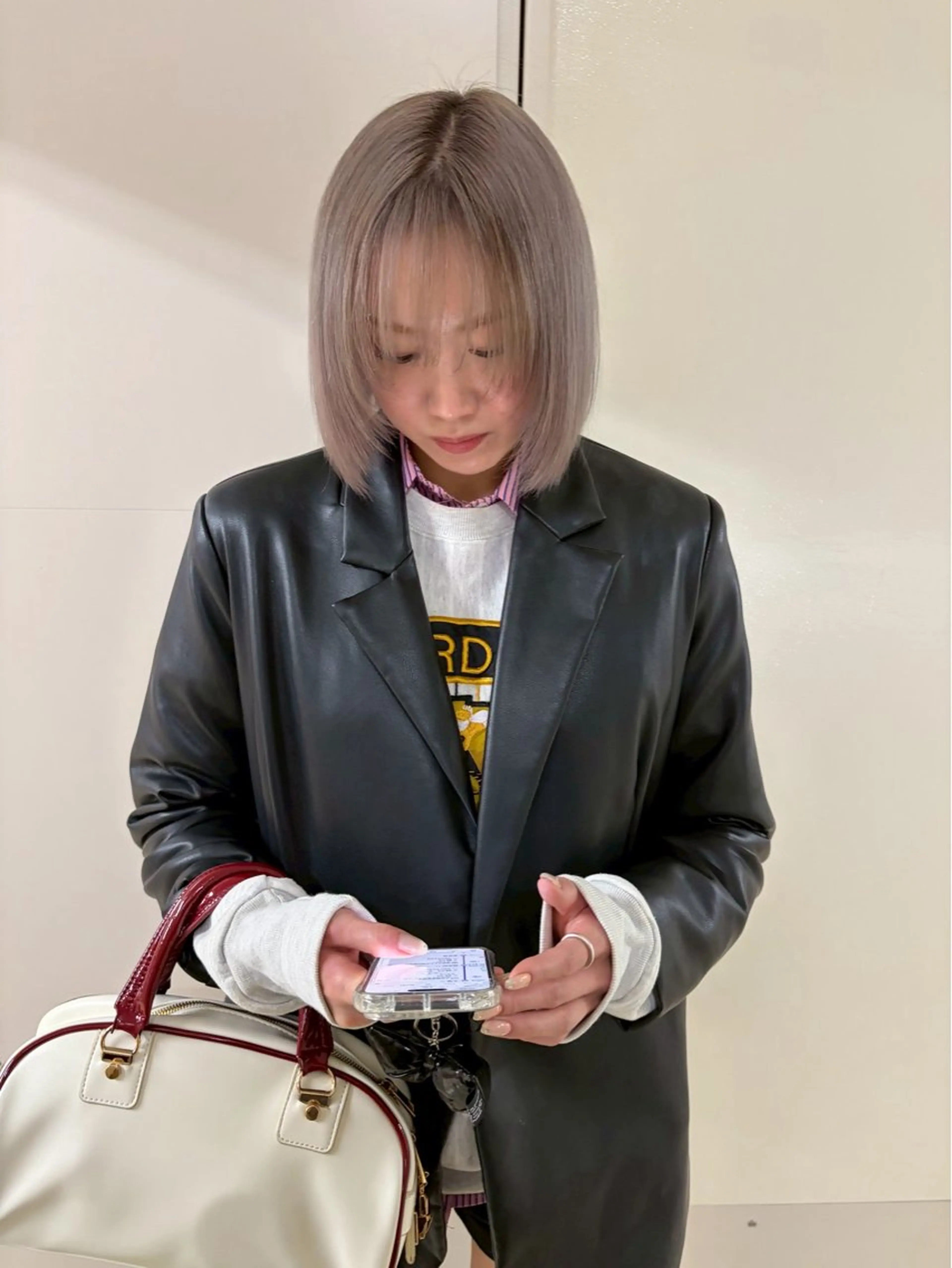 カラー ベージュカラー ブリーチ ホワイトベージュ FaB/ Yunaのヘアスタイル