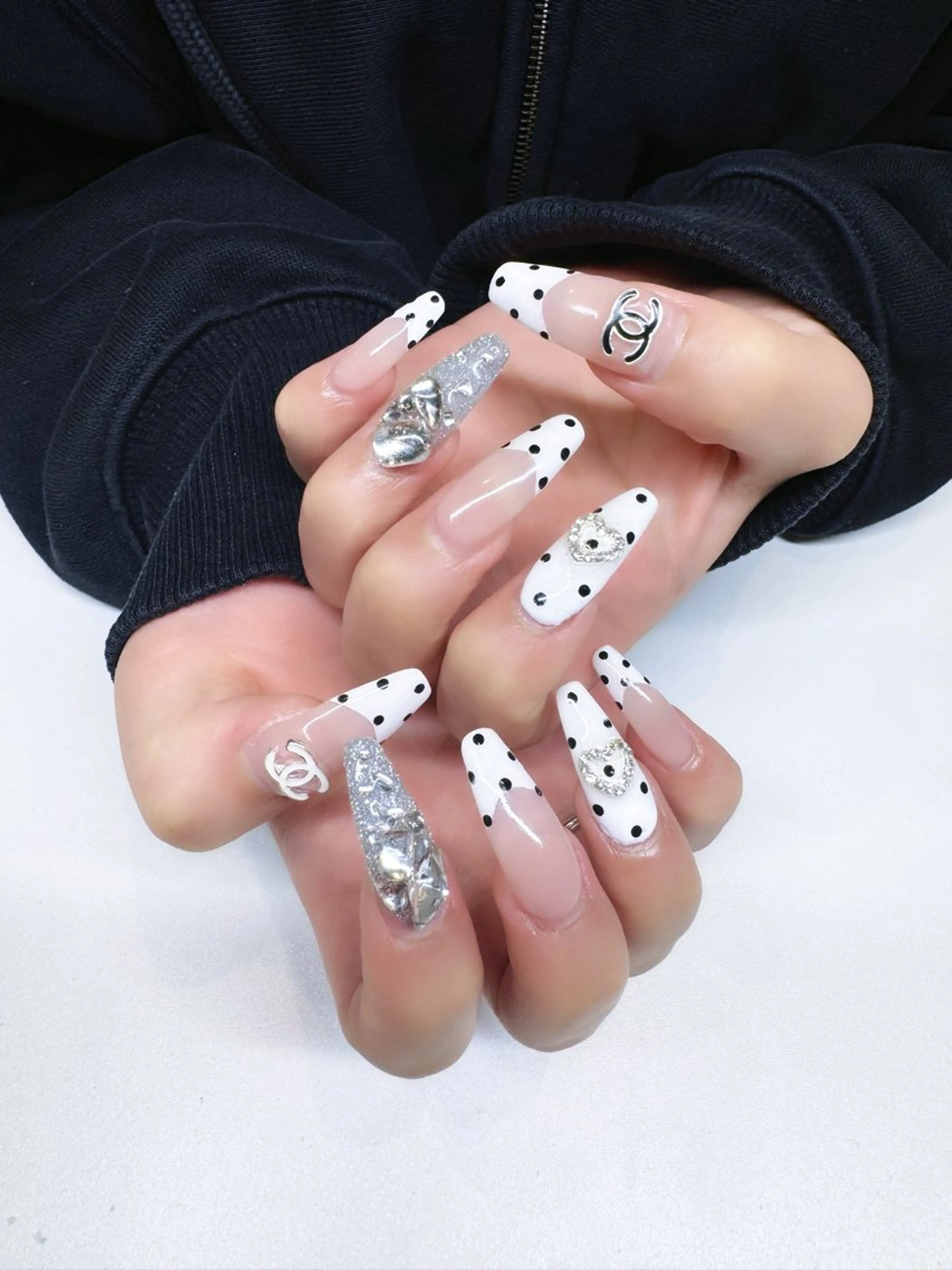 ネイル Lumo所属・yuki naのネイルデザイン