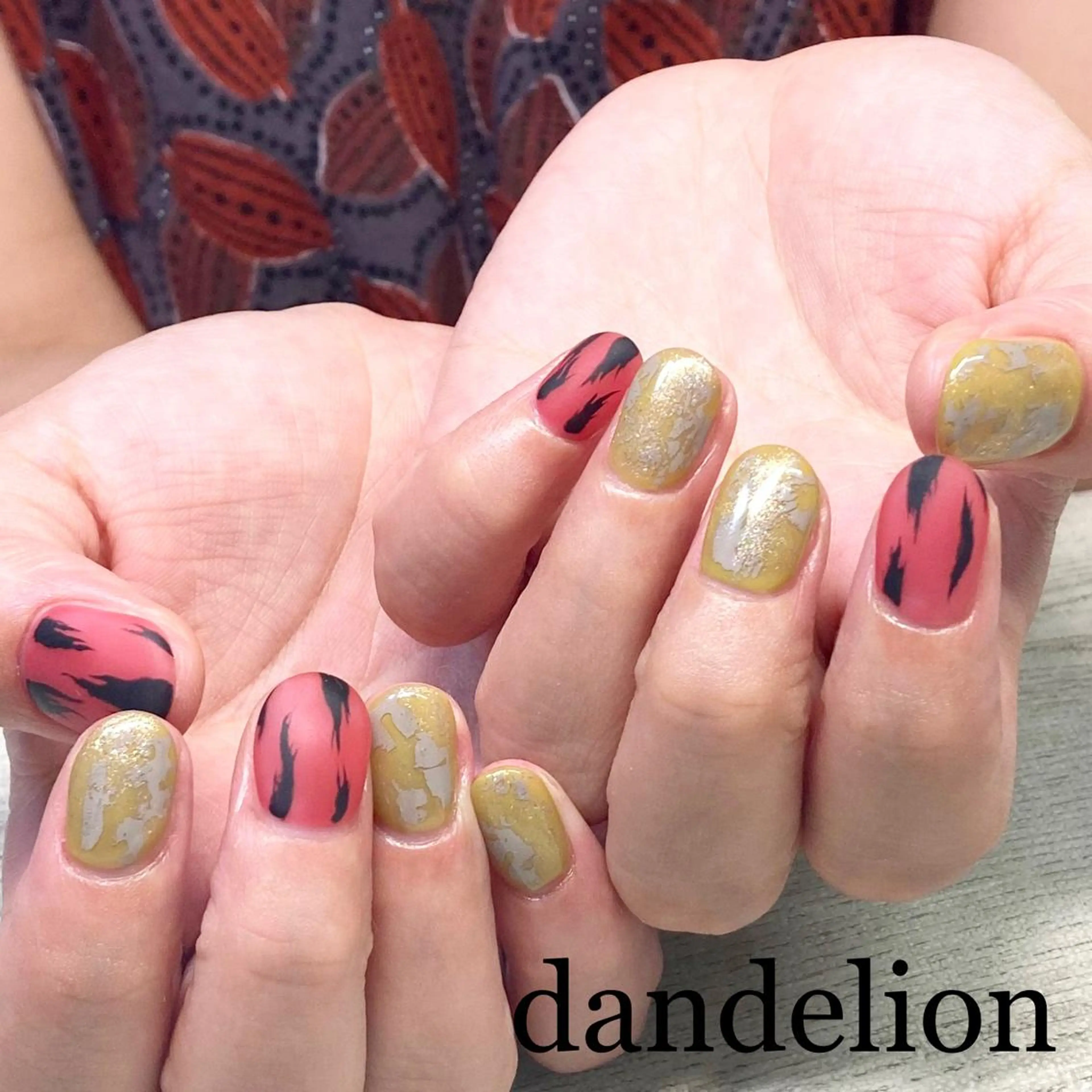 ネイル ハンドネイル ハンドケア dandelion ダンデライオンのネイルデザイン