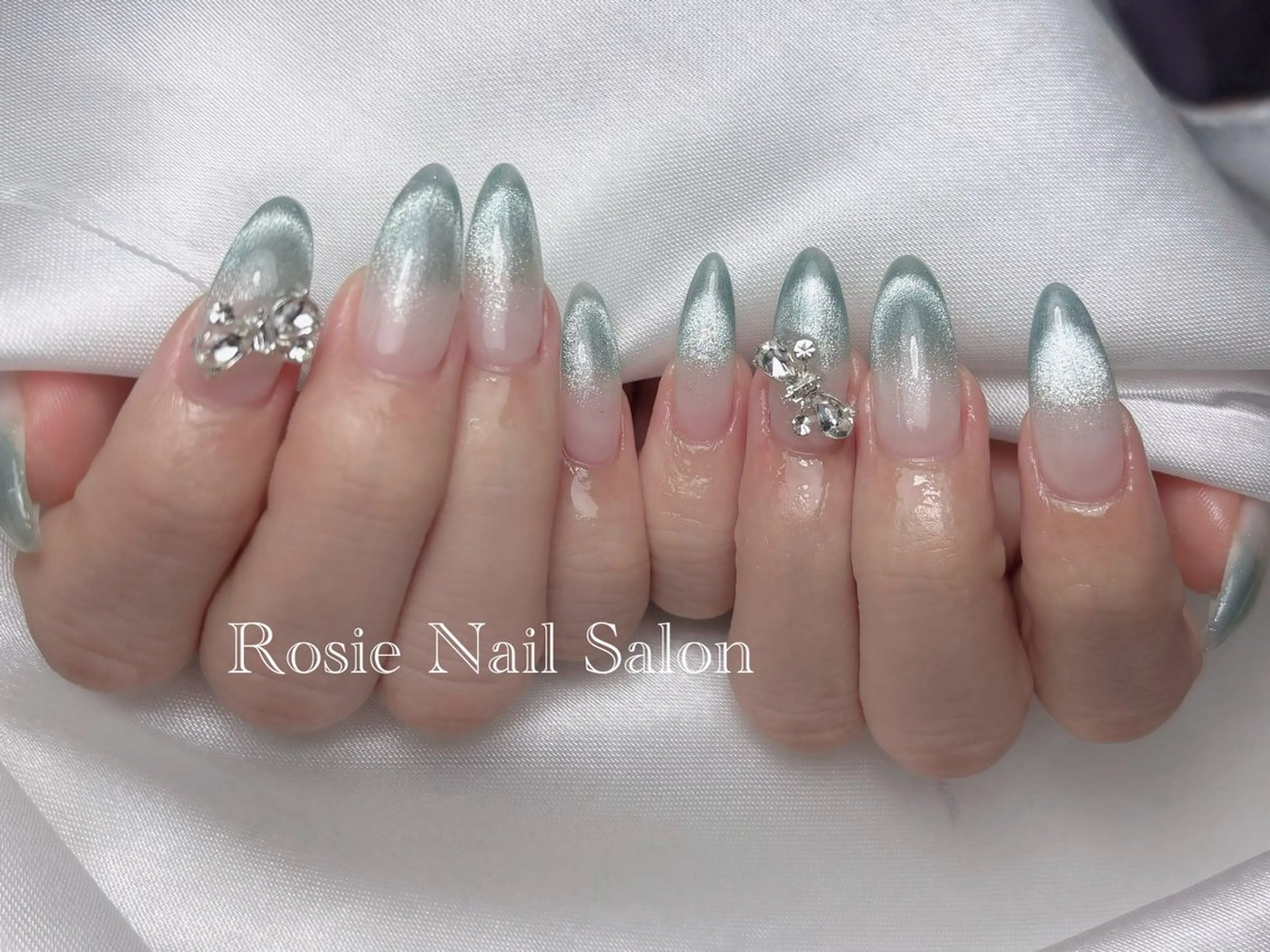 ネイル Rosie Nail サロン南越谷のネイルデザイン