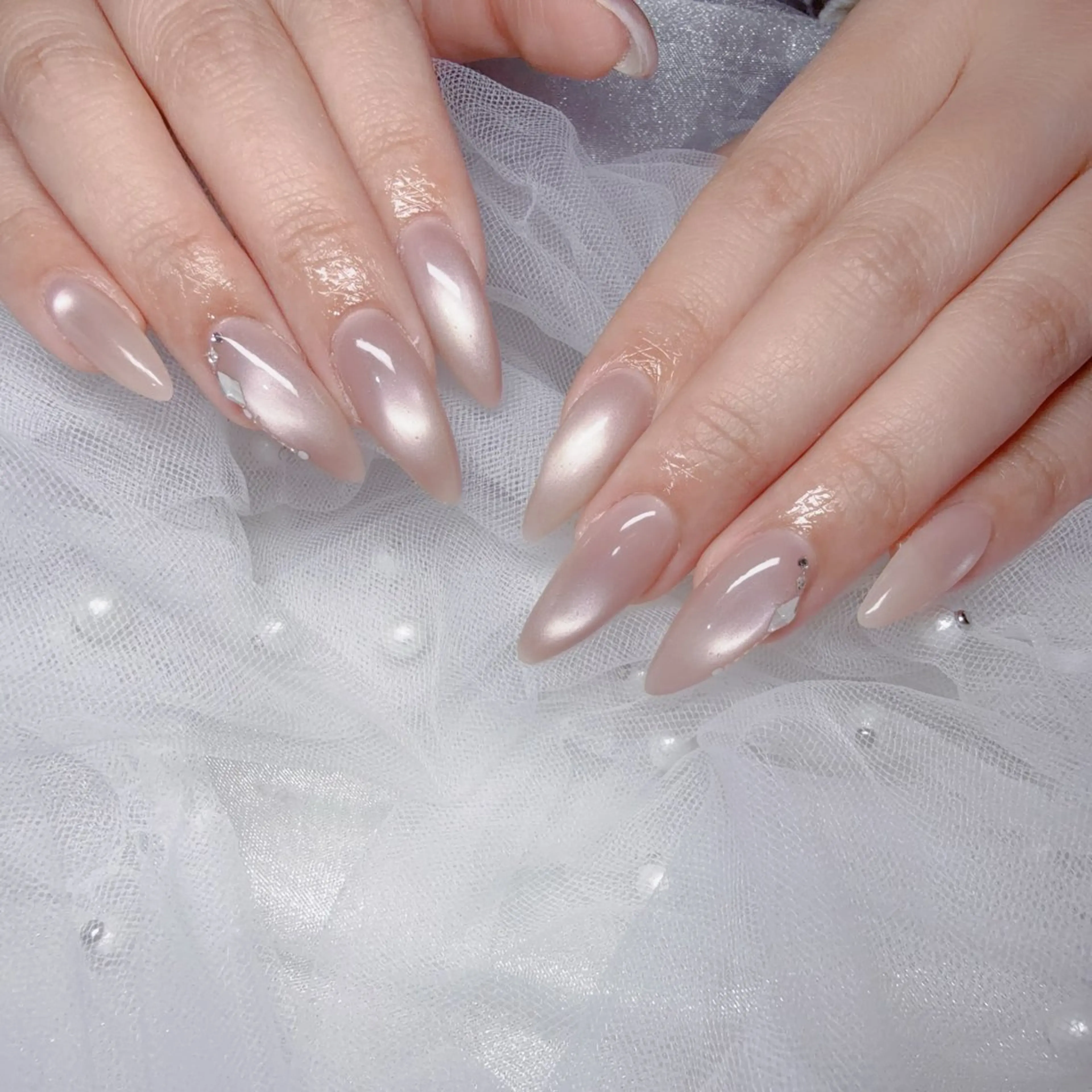 ネイル マグネットネイル ハンドネイル CARAT/ Rinaのネイルデザイン