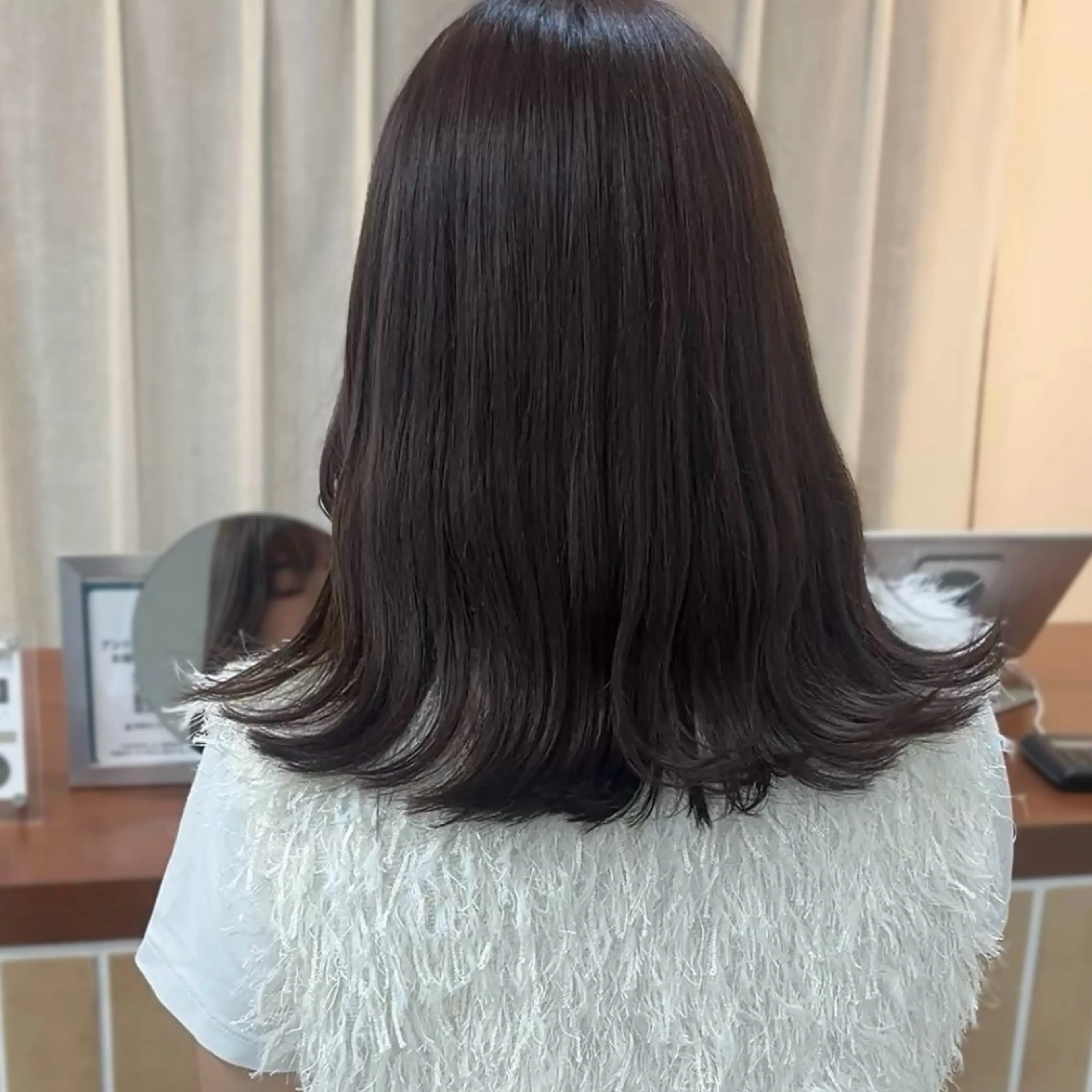 ミディアム カラー ブラウンカラー ラベンダーカラー ラベンダーブラウン カット ヘアカラー トリートメント ボブ/透明感カラー /坂口恵梨子のヘアスタイル