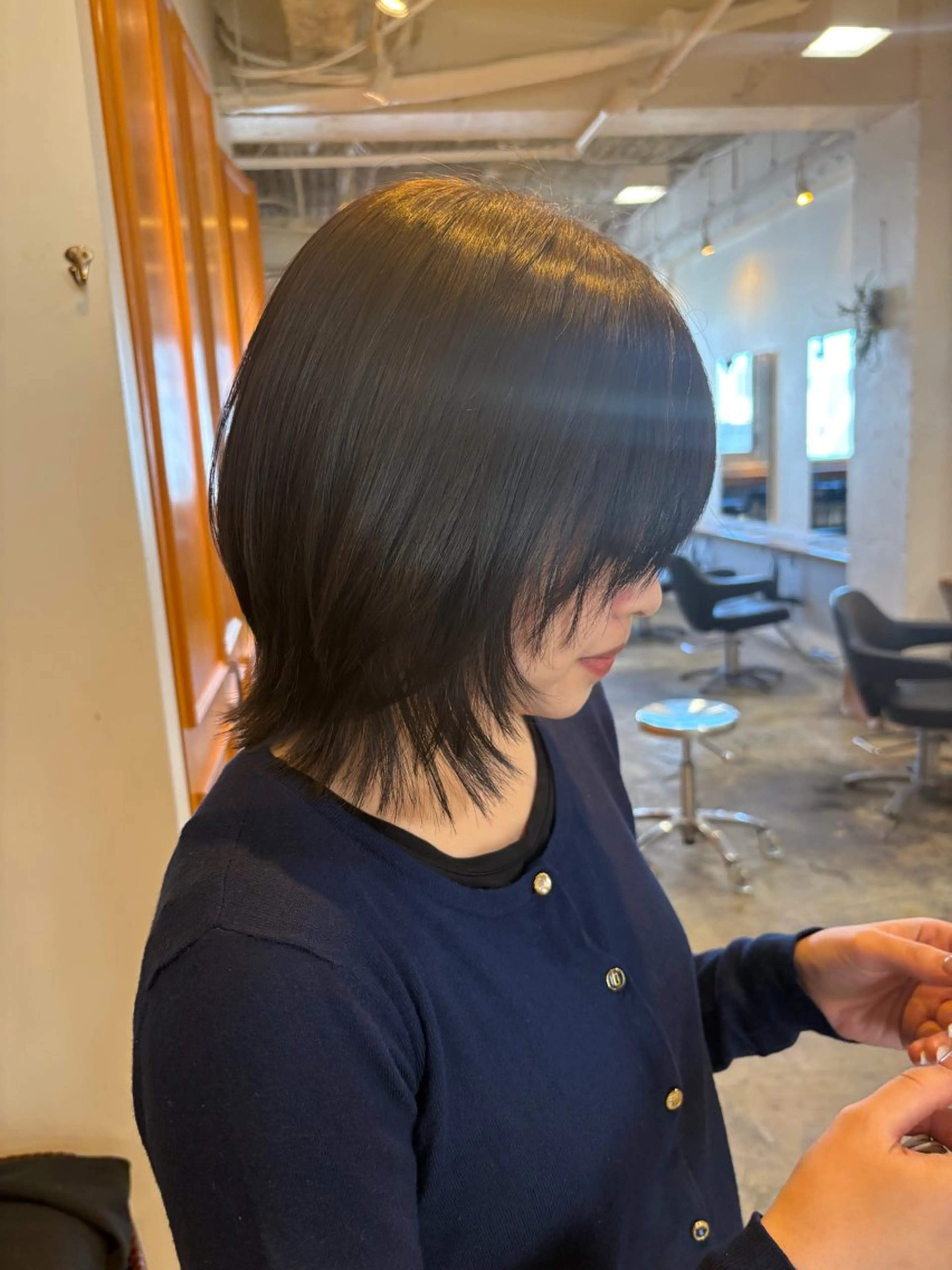 ミディアム カラー カット ヘアカラー トリートメント RIN／韓国ヘア レイヤーカットのヘアスタイル