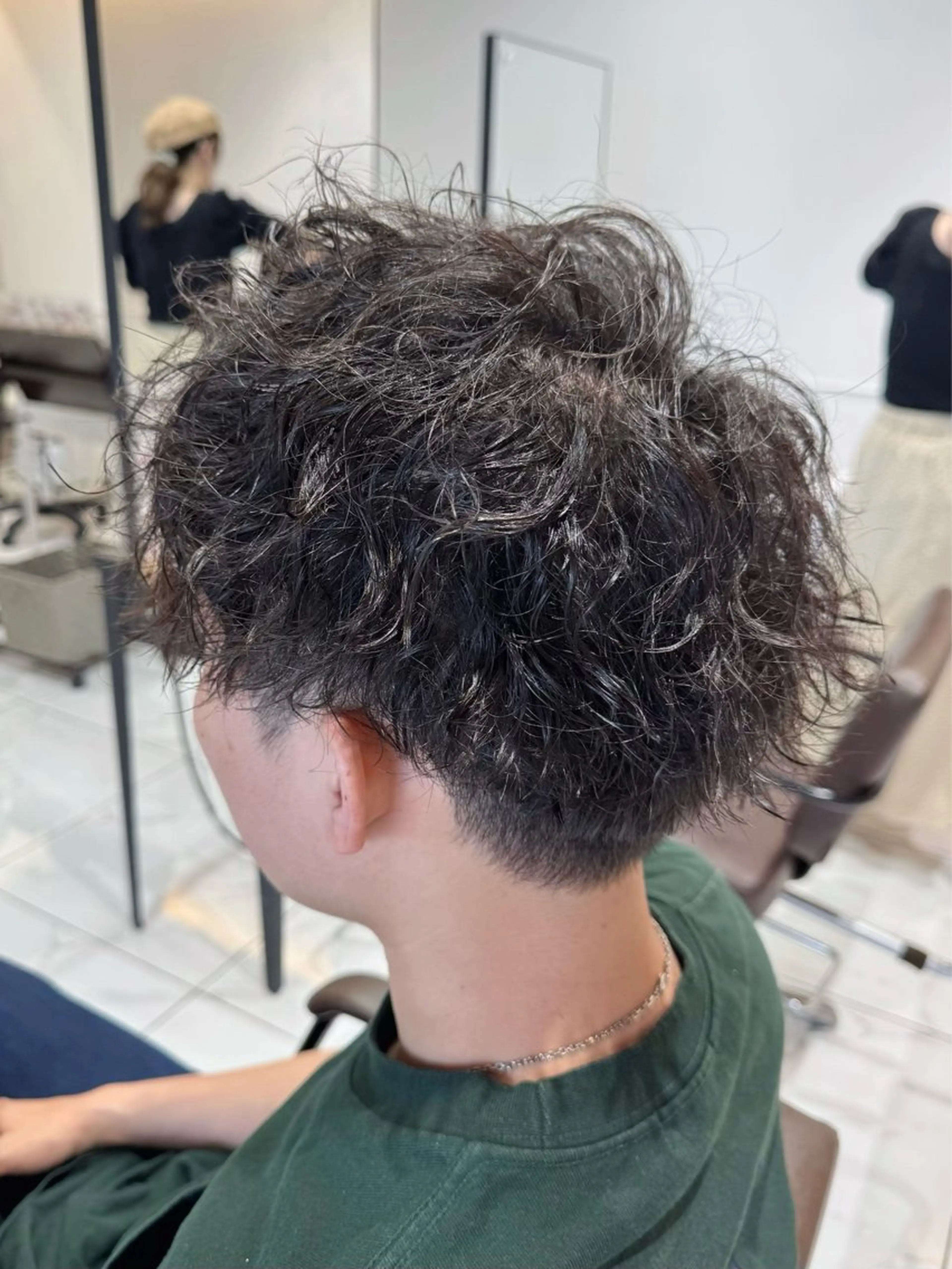 パーマ メンズ 八木 菜美のヘアスタイル