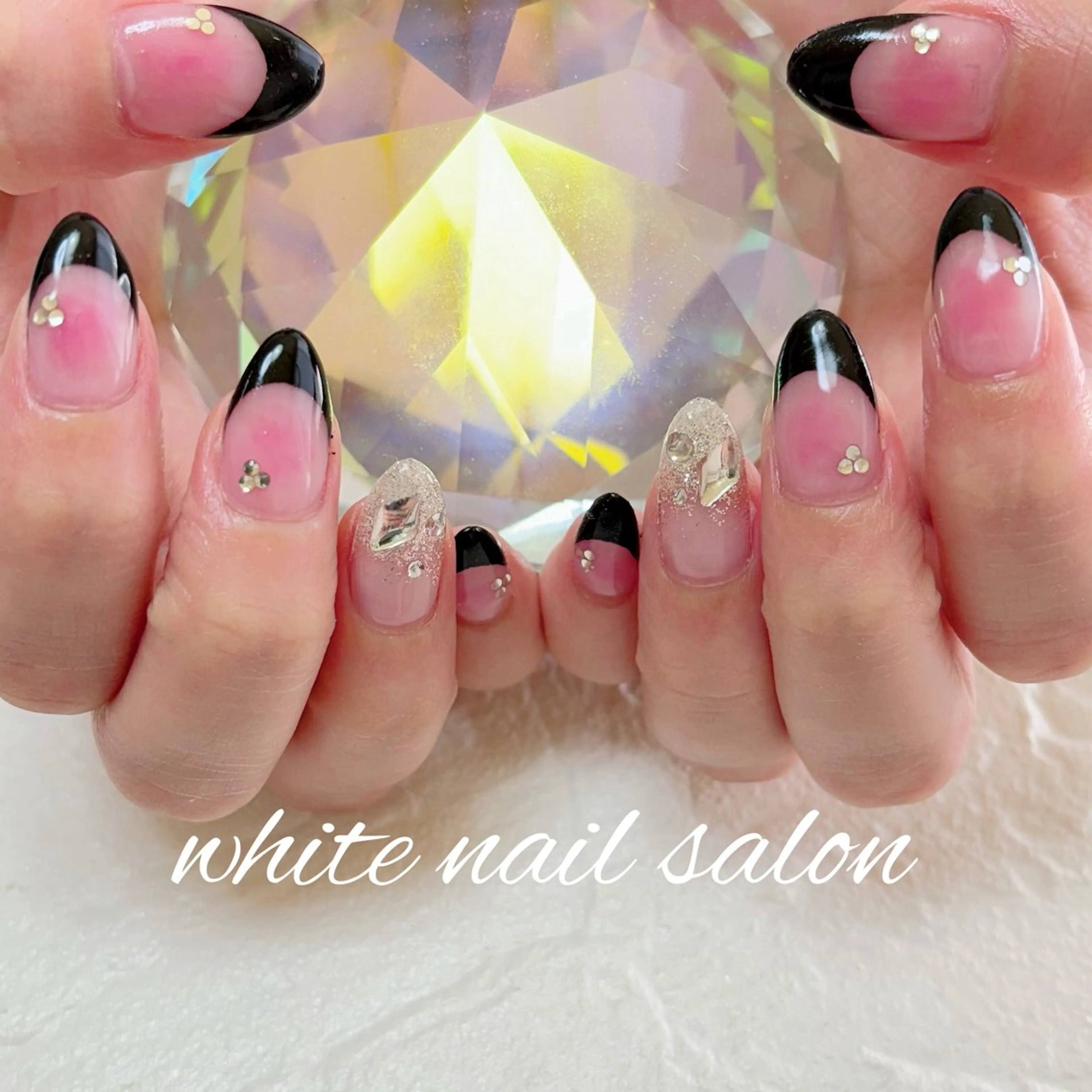 ネイル フットネイル 持ち込み ハンドネイル white nail salonのネイルデザイン