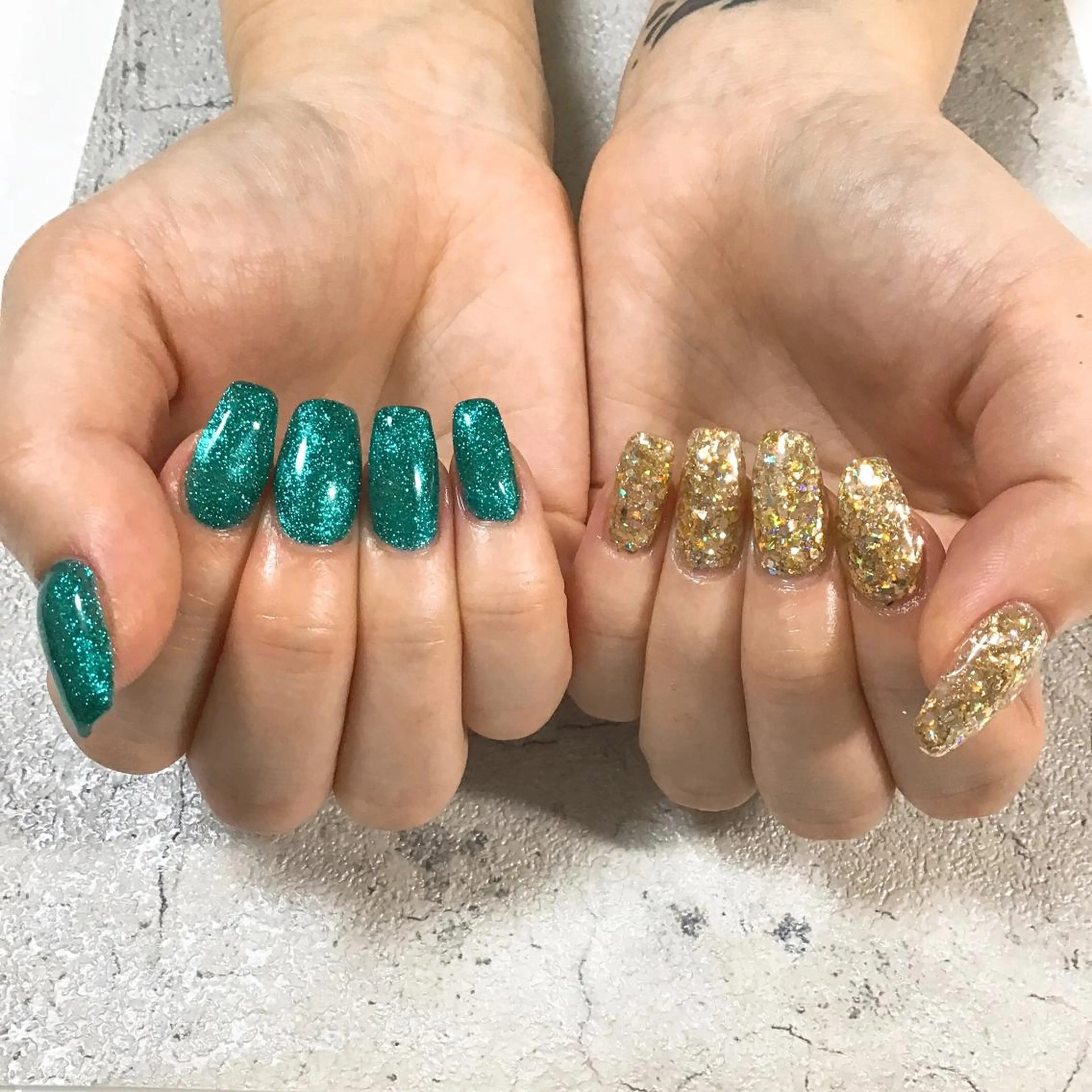 ネイル ラメ(グリッター) スクエアネイル BINERVA所属・BINERVA nail salonのネイルデザイン