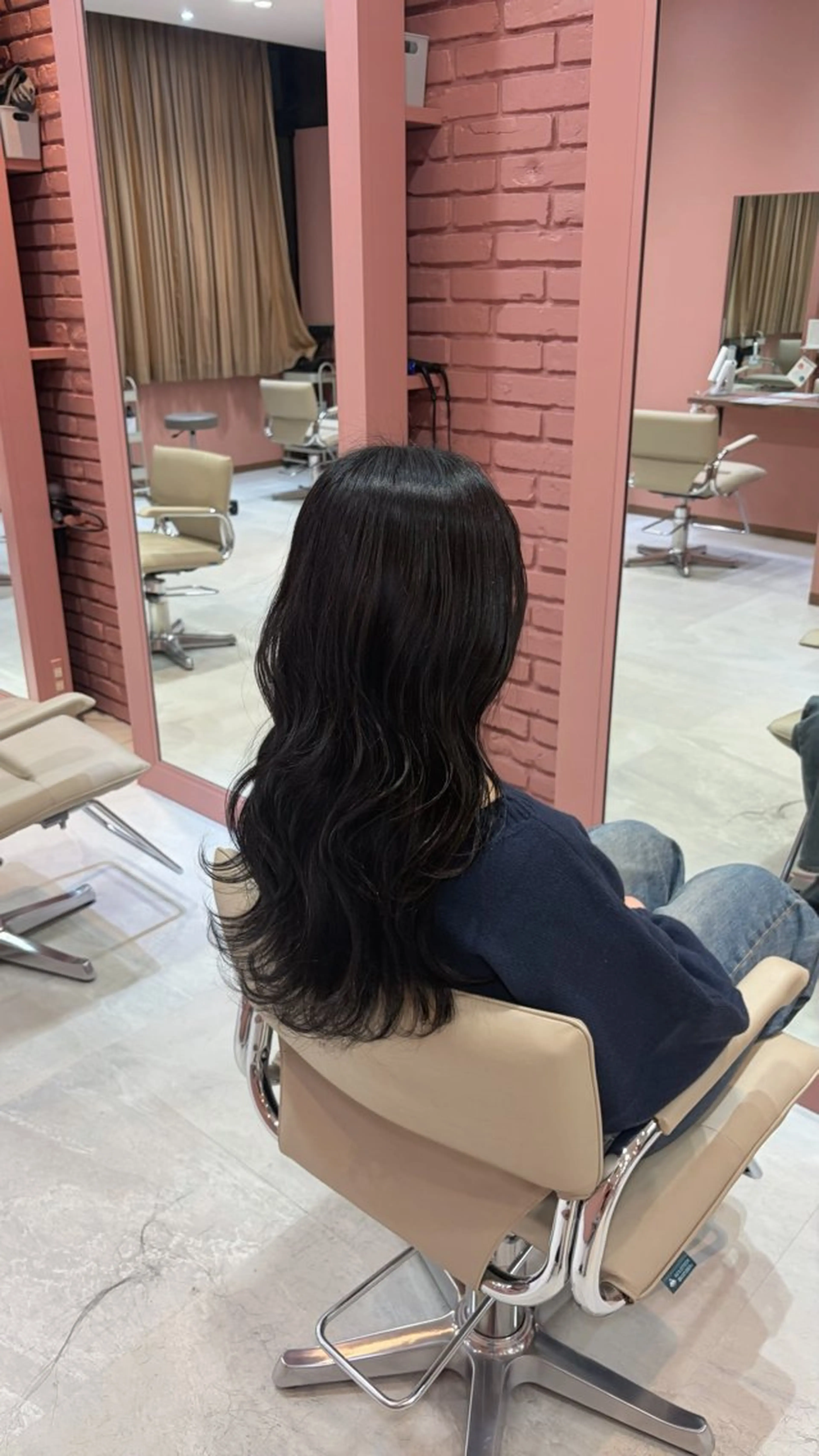 ロング カラー カット ヘアカラー nina / HINA⠀のヘアスタイル