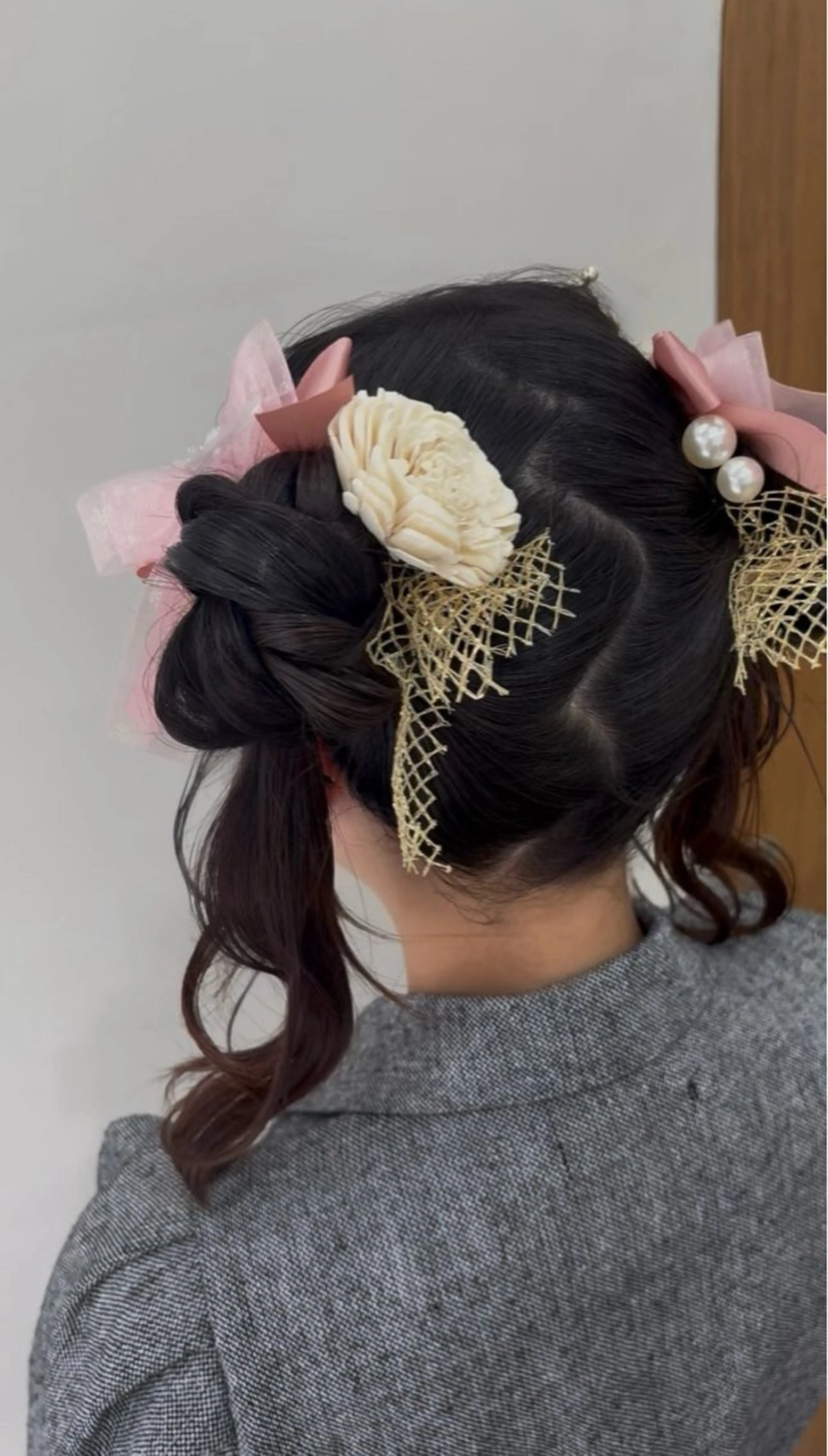 セミロング ヘアアレンジ momo / カラーモデルのヘアスタイル