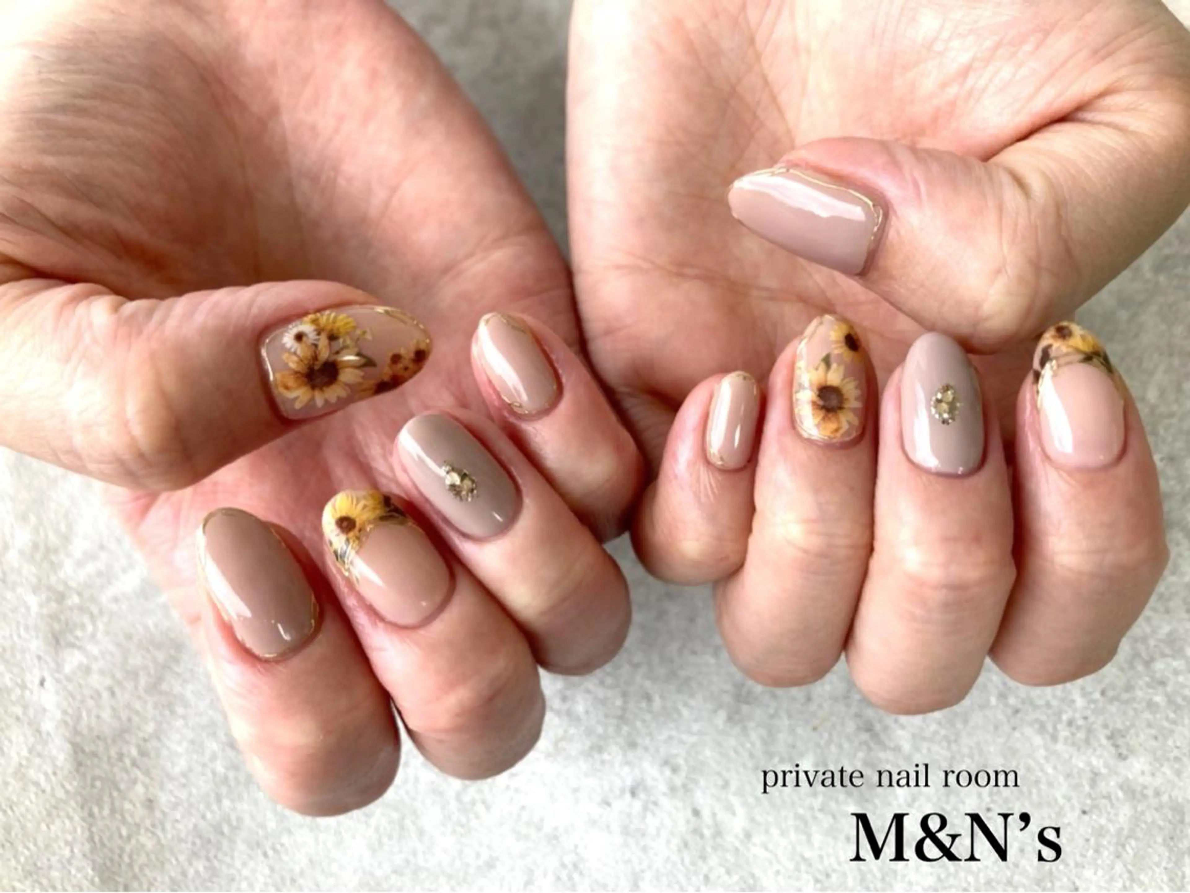 ネイル 下重 舞のネイルデザイン