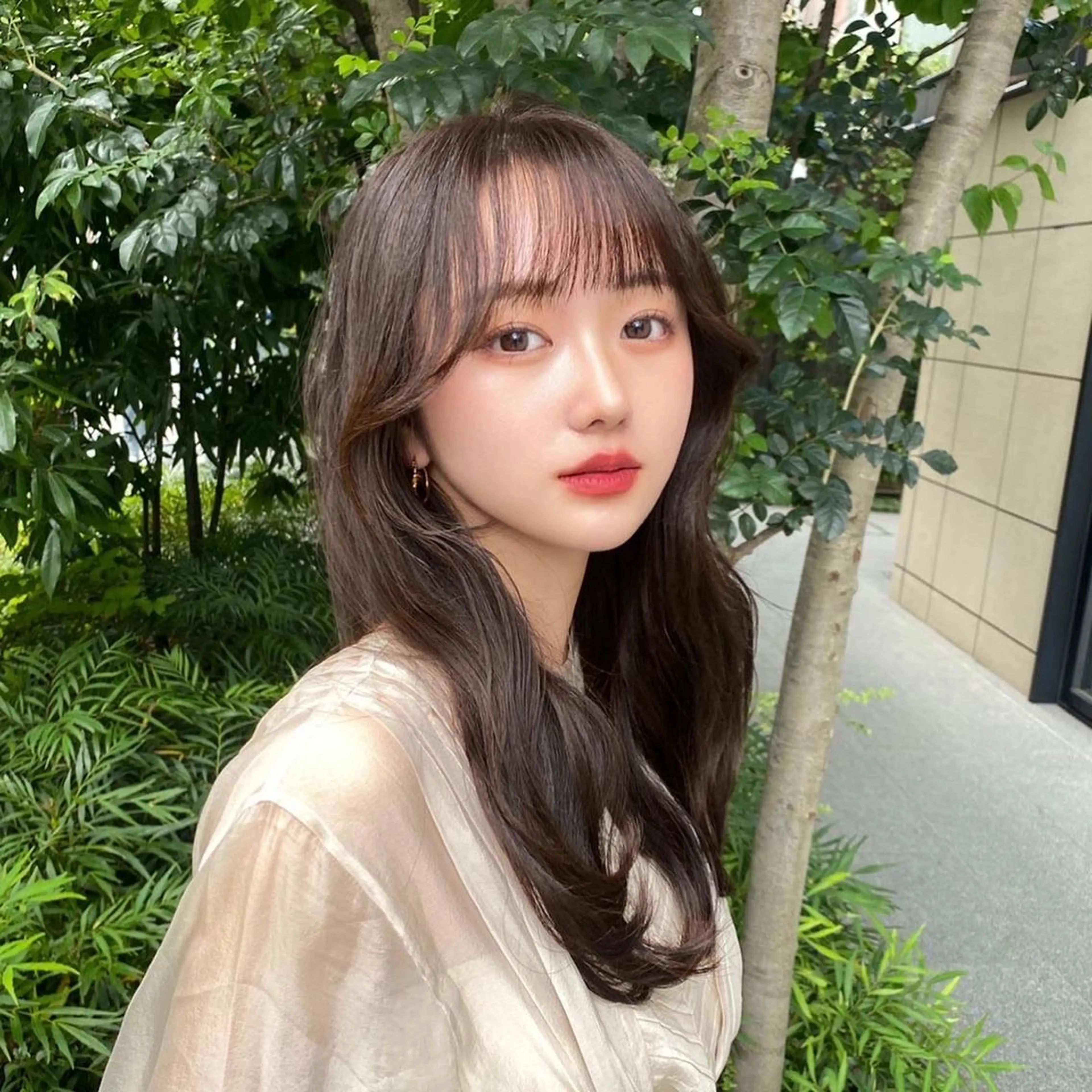 セミロング カラー ブラウンカラー ショコラブラウン 韓国風ヘア ワンホンヘア カット ヘアカラー トリートメント 普通の美容室じゃない ‼️/若林のヘアスタイル