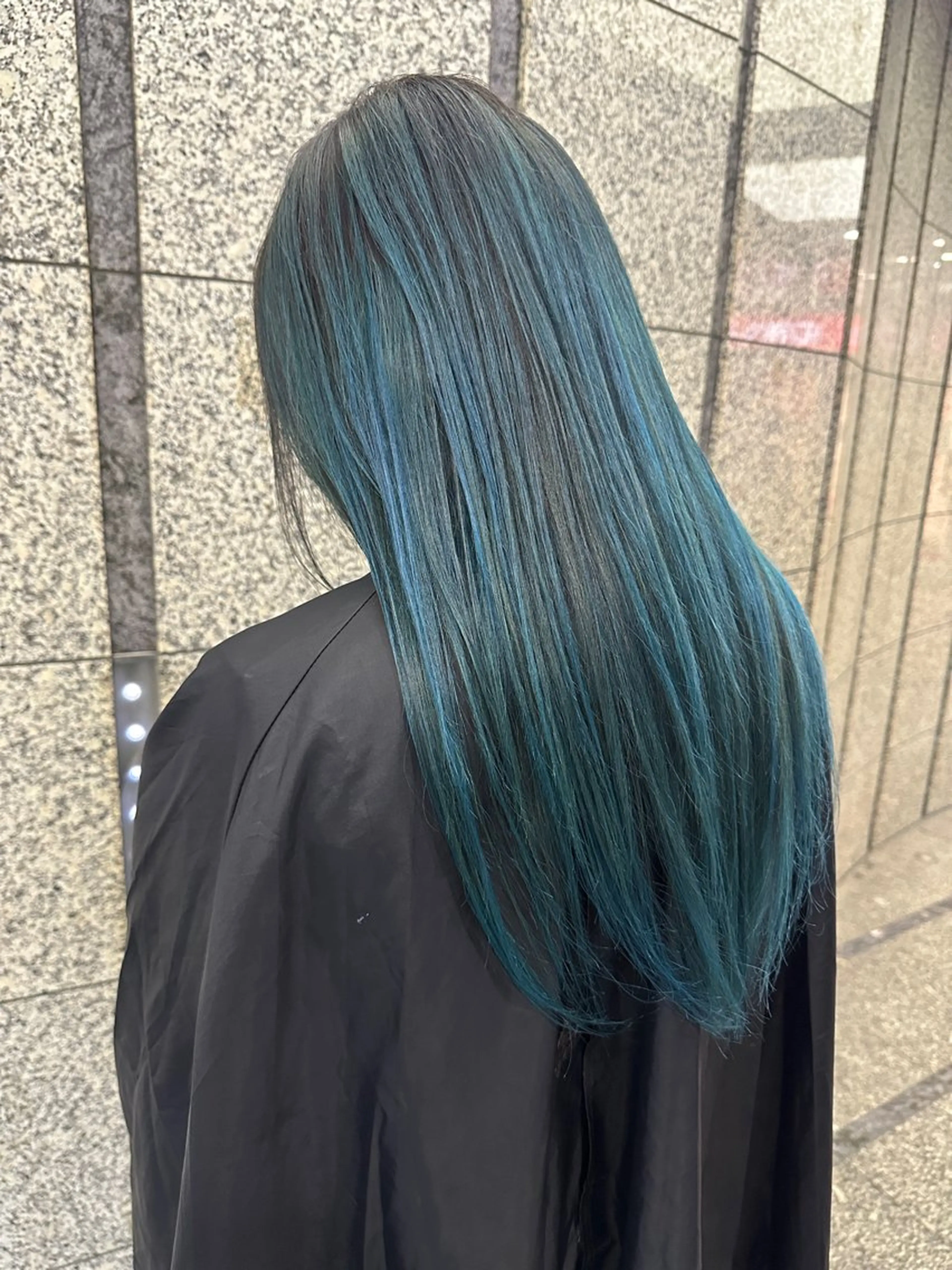 ロング カラー バレイヤージュ レイヤーカット eL HAIR SALON なんば店所属・ブリーチカラー特化 /焼田貴明のヘアスタイル