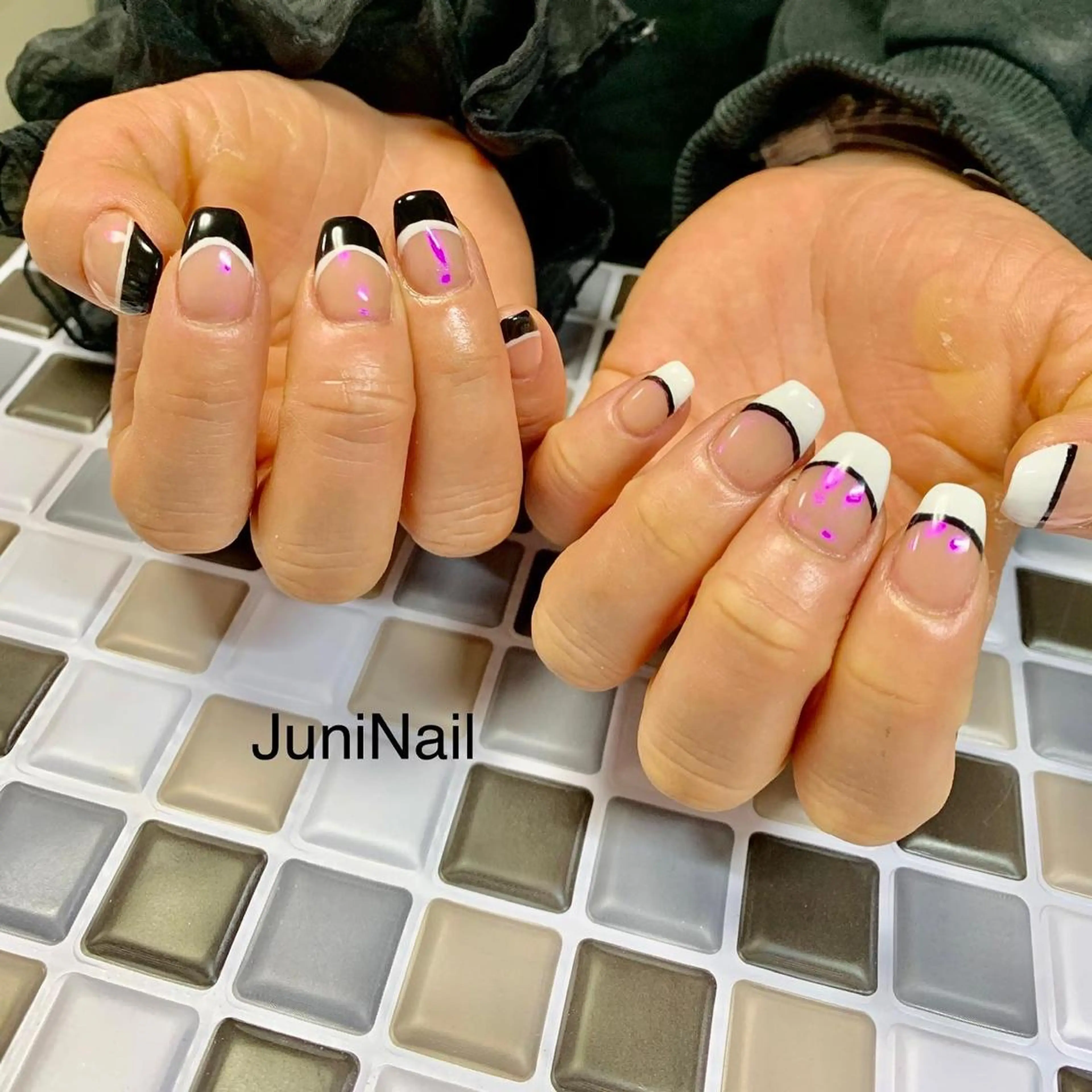 ネイル オーロラネイル クリアネイル 成人式 フラッシュネイル フレンチネイル ハンドネイル JuniNail 주니네일🇰🇷suのネイルデザイン