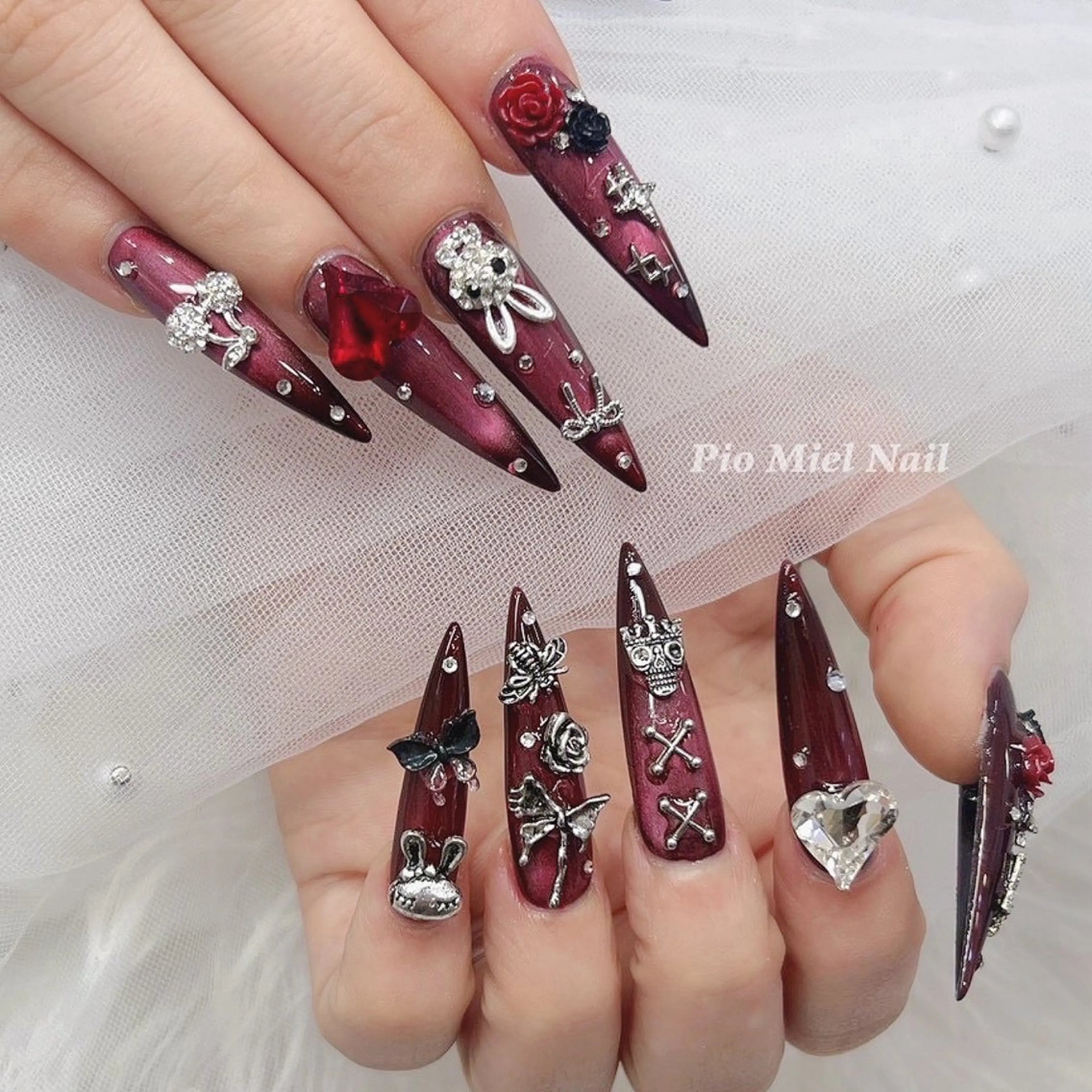 ネイル ボルドー ロングネイル 持ち込み ハンドネイル momo 長さだしのネイルデザイン