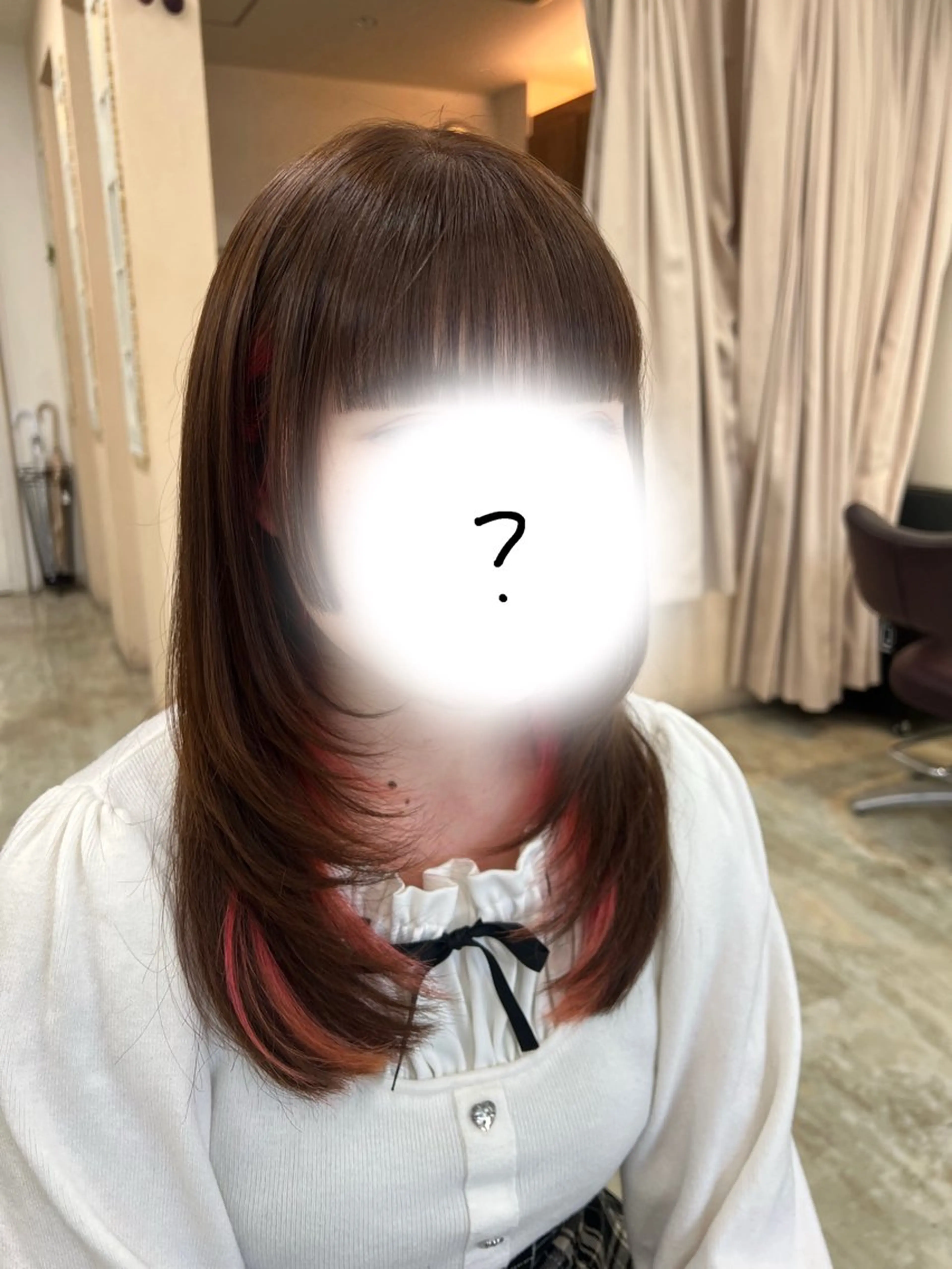 ミディアム ミディアムレイヤー レイヤーカット 切りっぱなし/ レイヤー/ももかのヘアスタイル