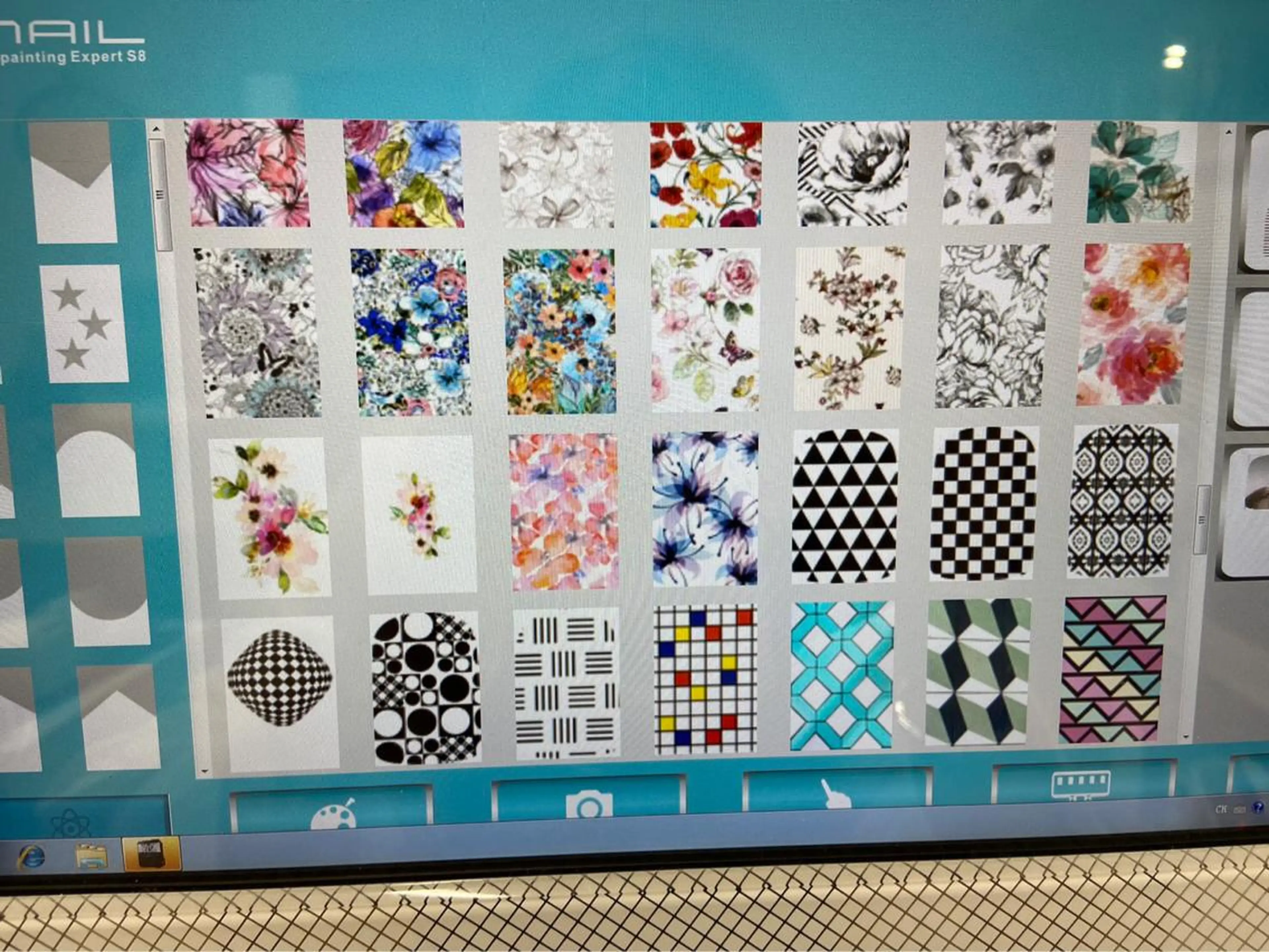 ネイル 株式会社JUEGO .○°のネイルデザイン