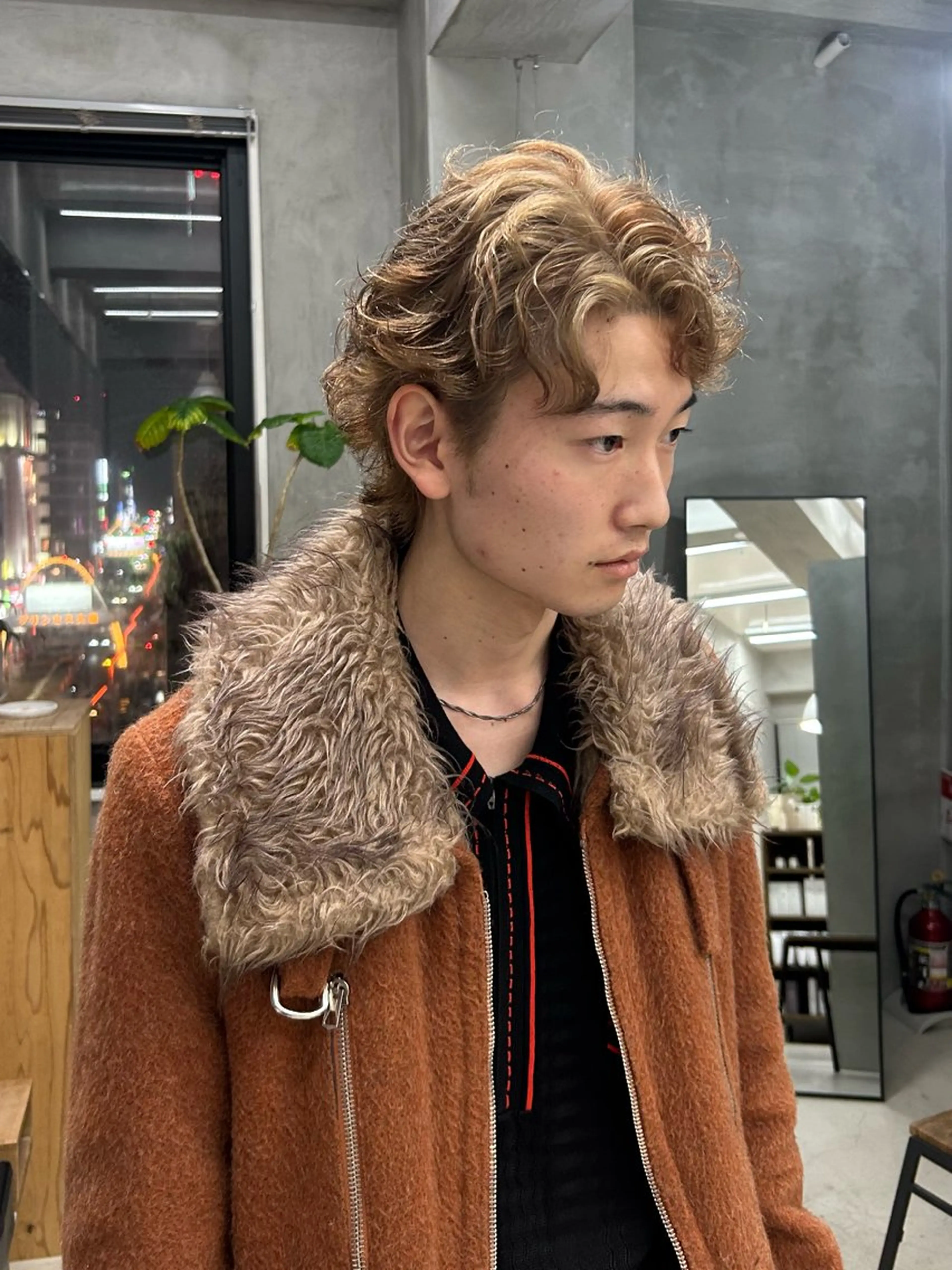 カラー taoka ayaのヘアスタイル