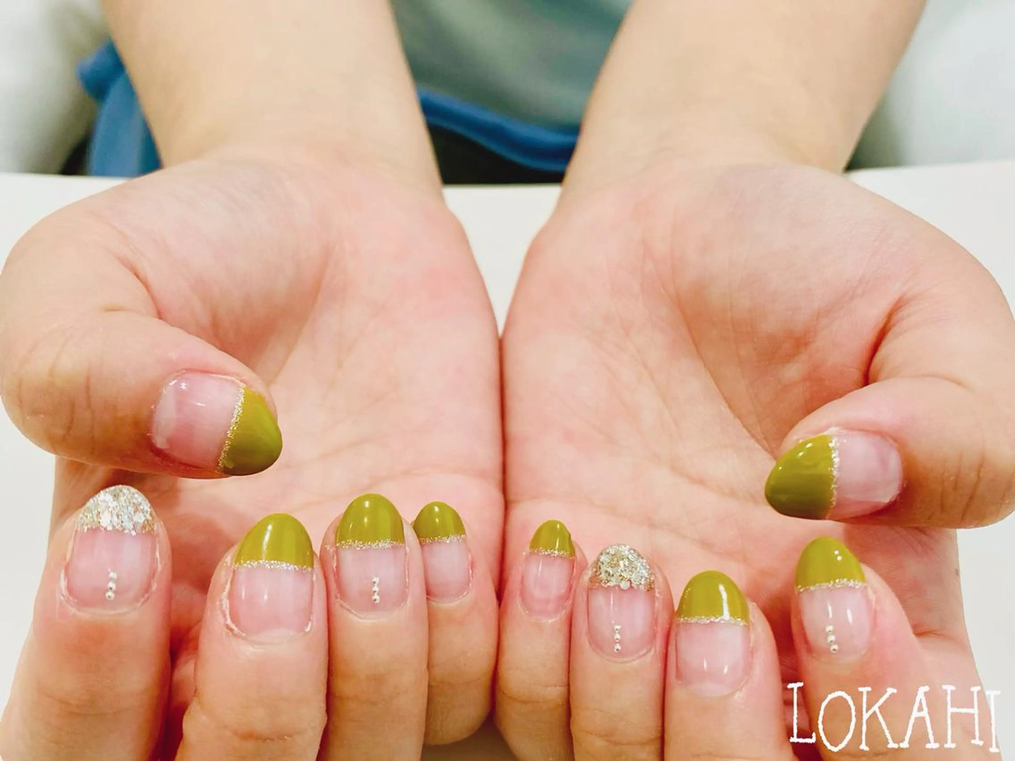 ネイル マツエク・マツパ アイブロウ 眉カラー パリジェンヌラッシュリフト 一重×まつ毛パーマ ワンホンマツエク アートネイル ハンドネイル 13日3980円‼️ マグもデザインも◎のネイルデザイン